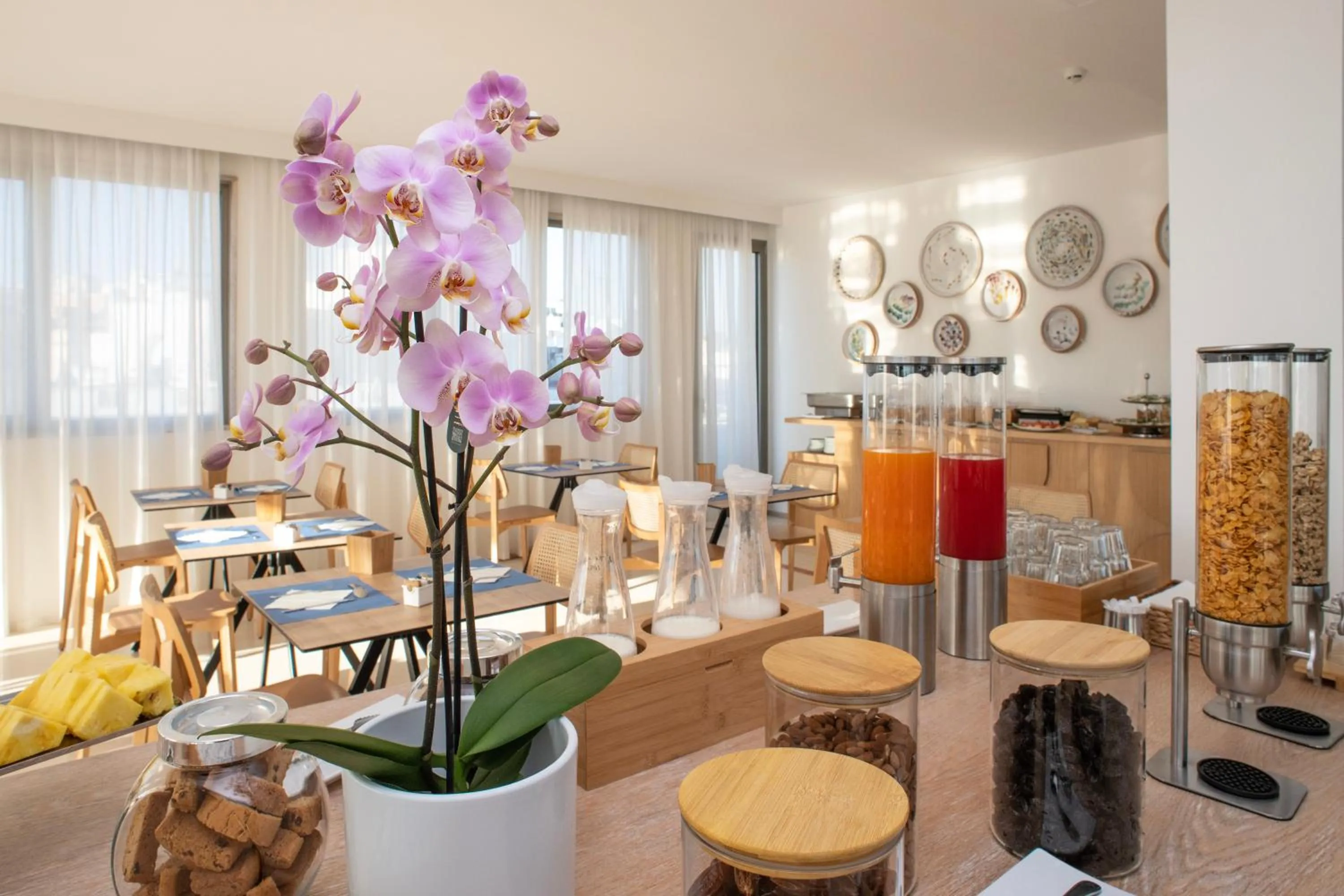 Breakfast in Hotel Albània