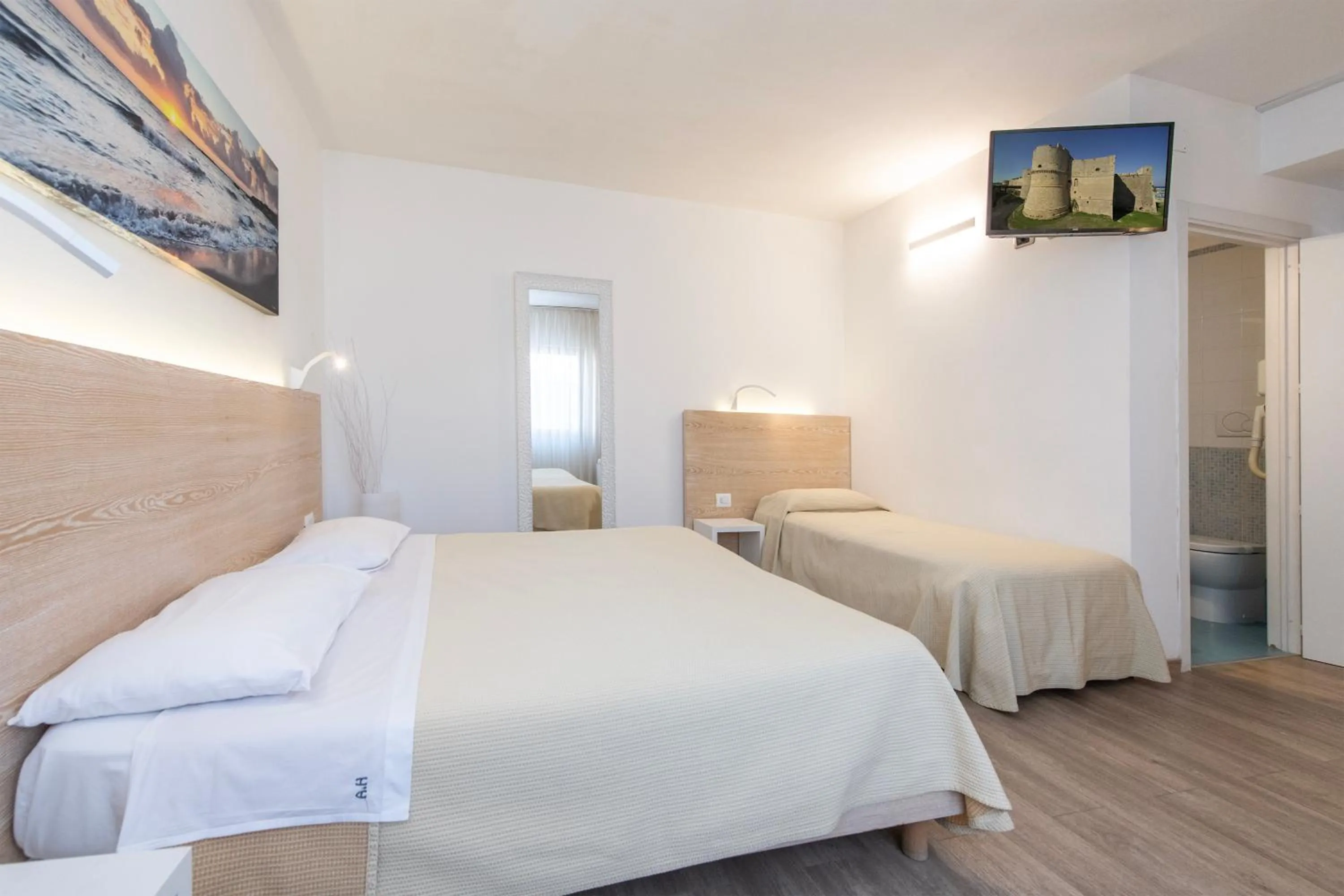 Bed in Hotel Albània