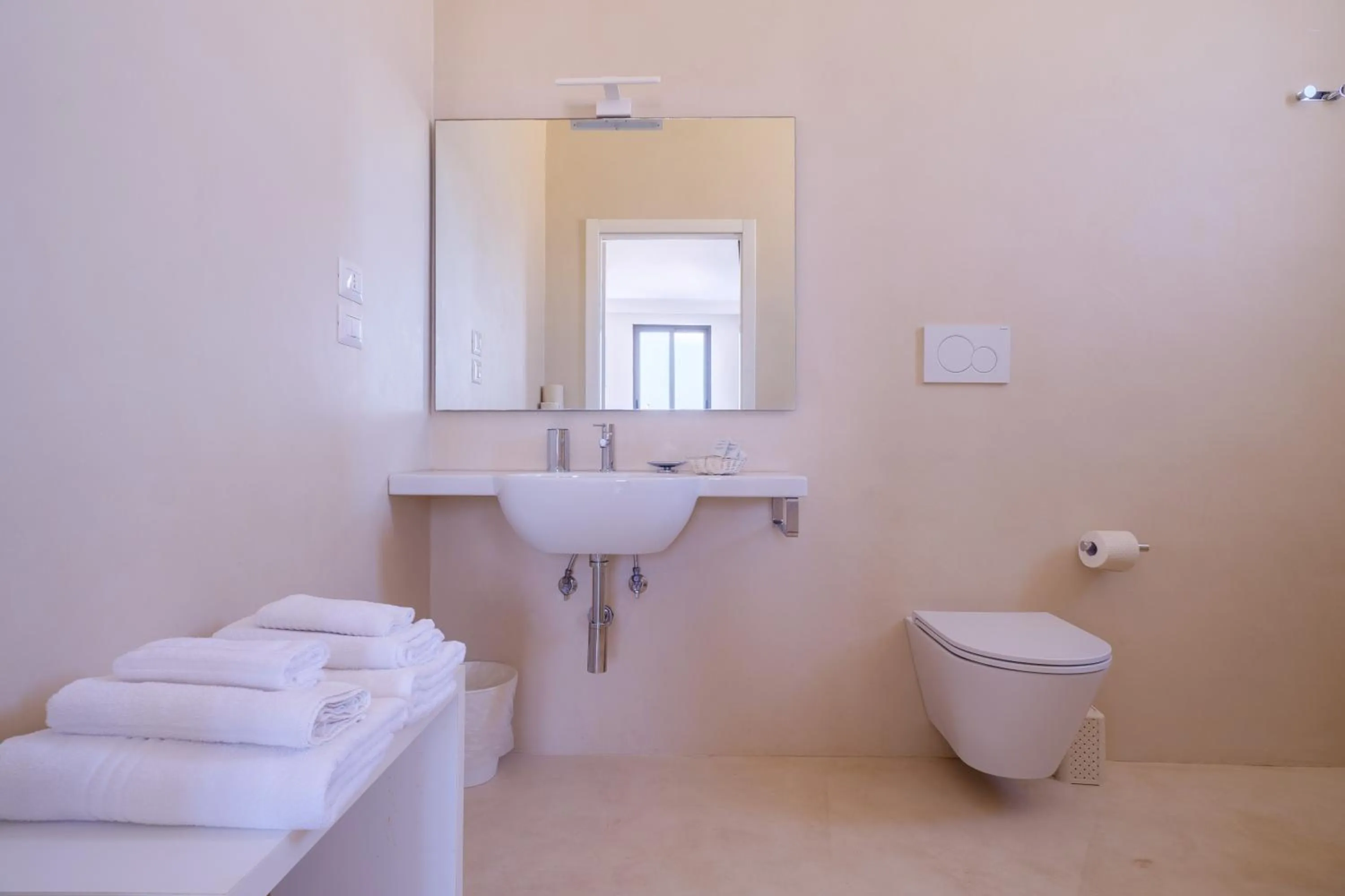 Suite with Sea View in Hotel Albània