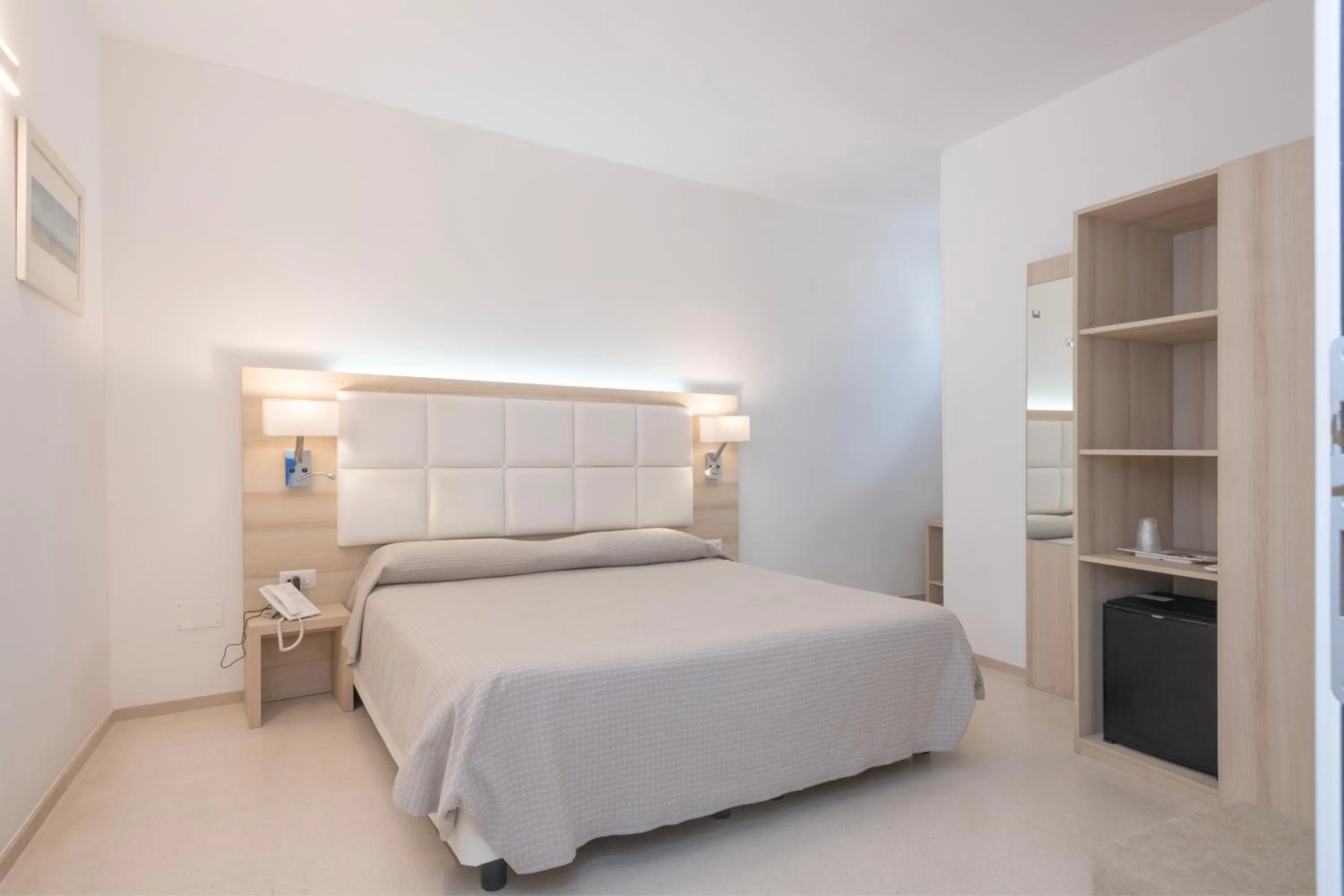 Bed in Hotel Albània