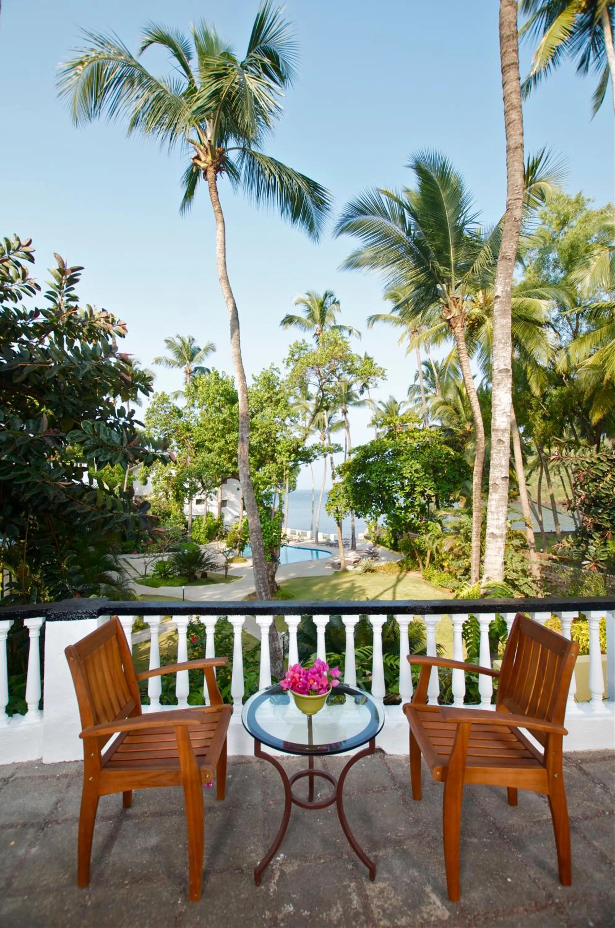 Pool view in O Pescador an Indy Resort