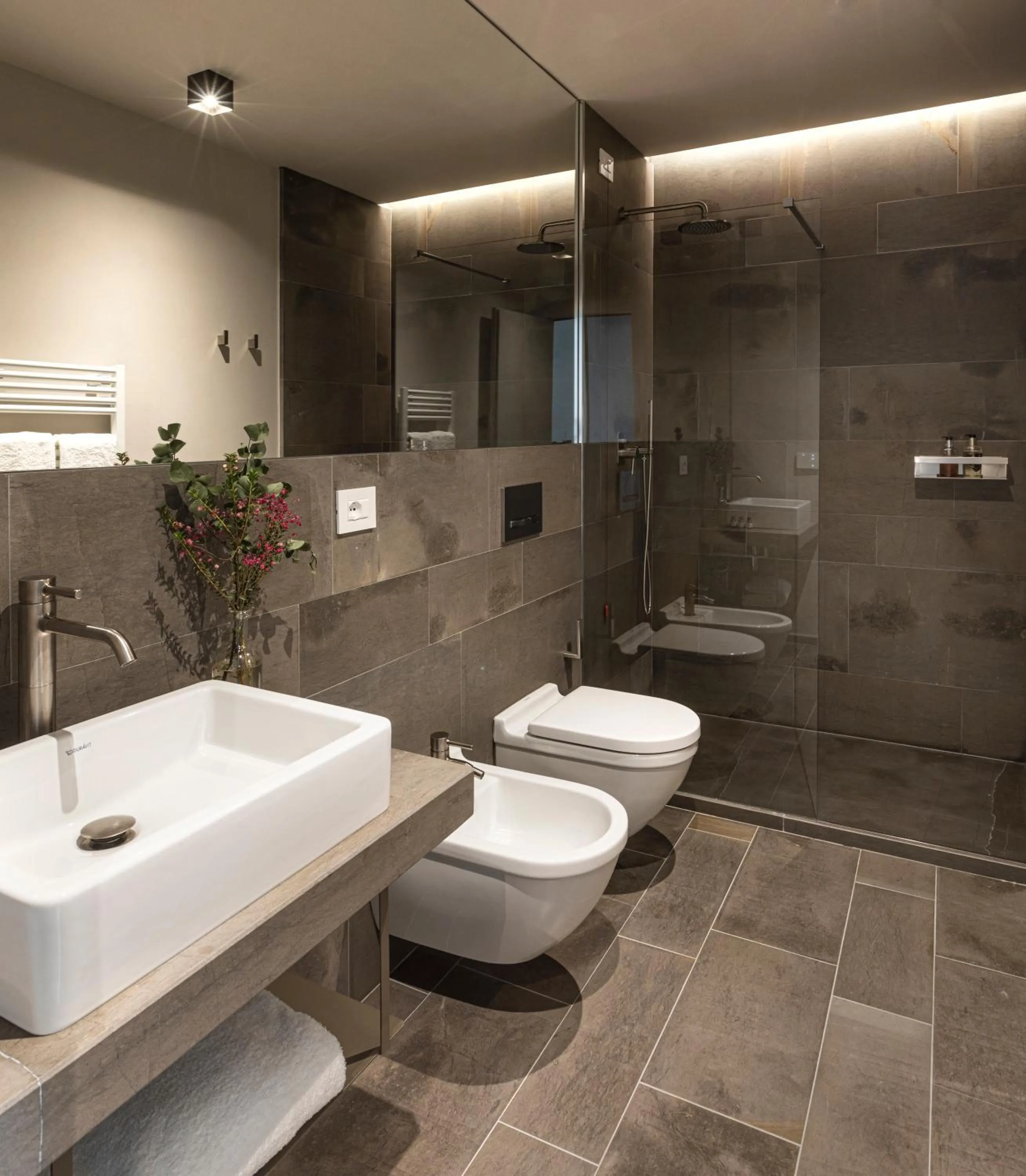 Shower in Hotel Promessi Sposi