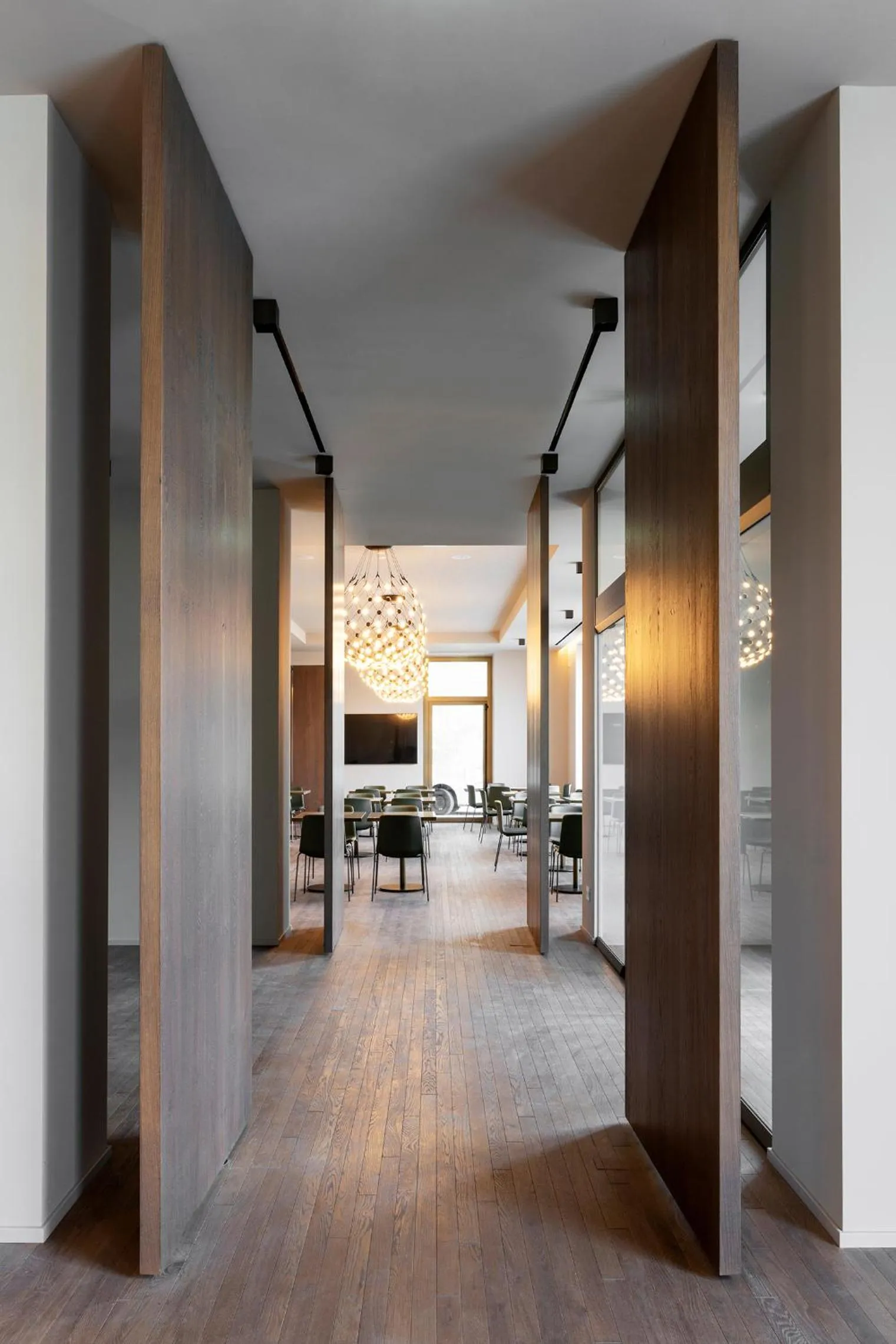 Restaurant/places to eat in Hotel Promessi Sposi