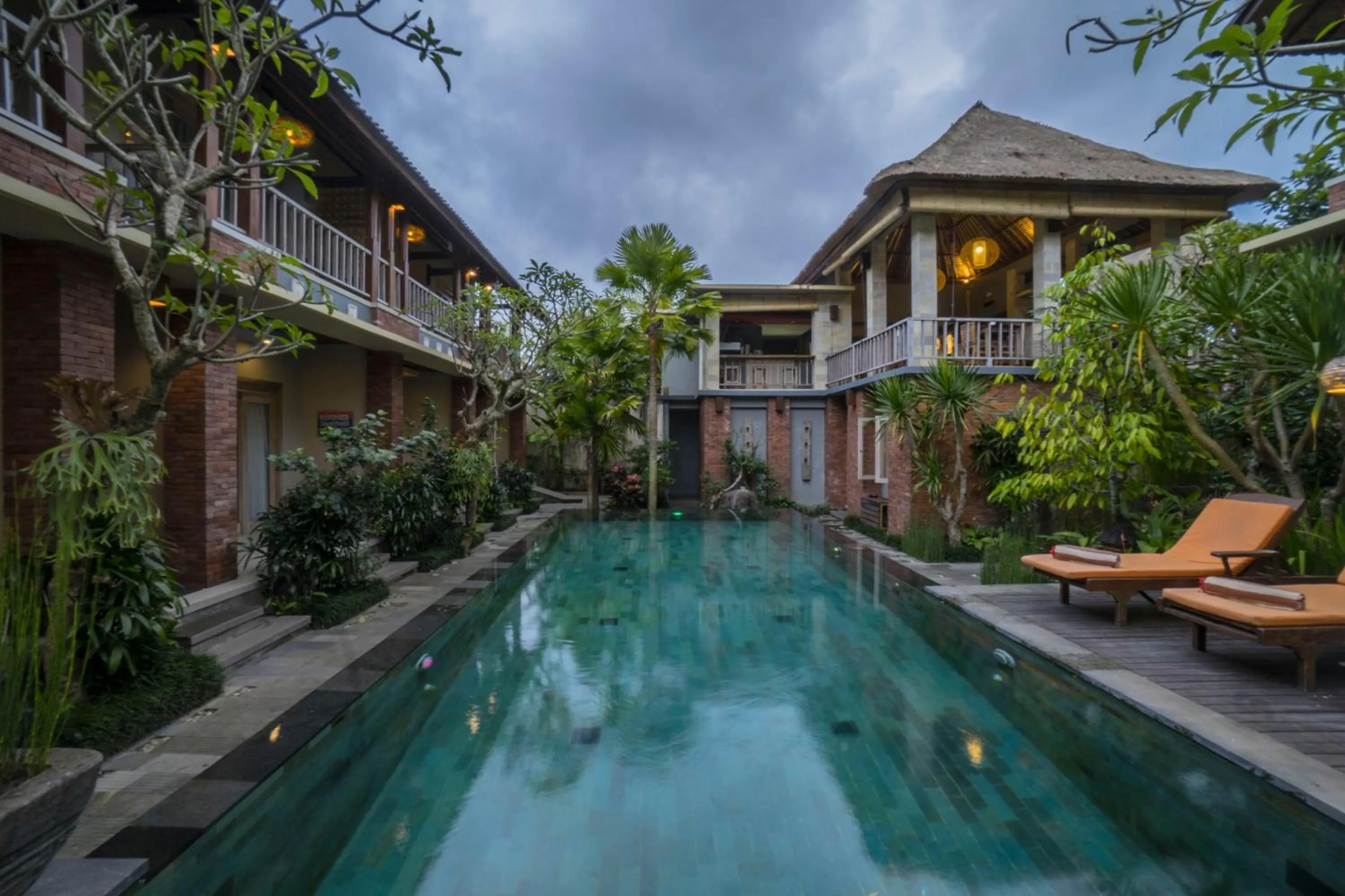 Restaurant/places to eat in Tetirah Boutique Hotel