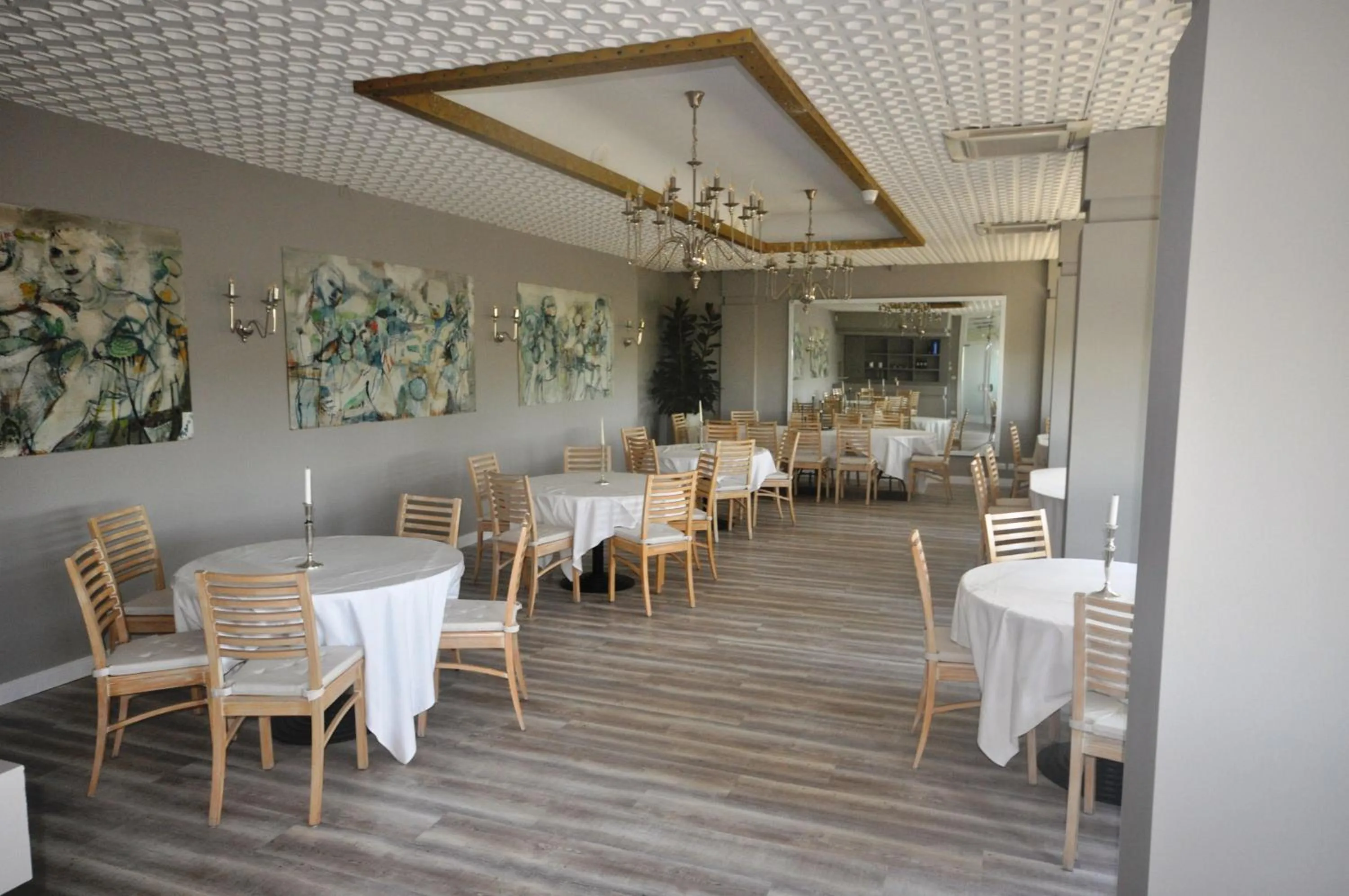 Restaurant/places to eat in Grand Hotel Azzurra Club