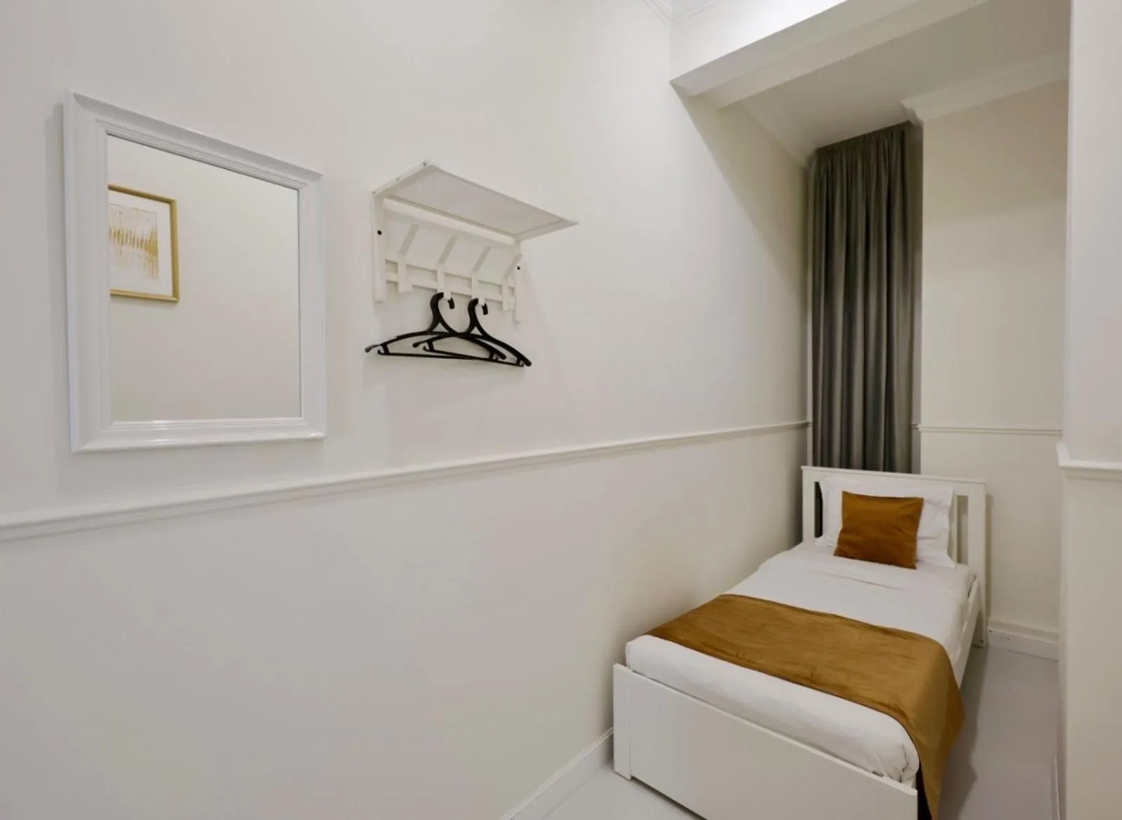 Bed in HANNAH INN - ex HELLO INN