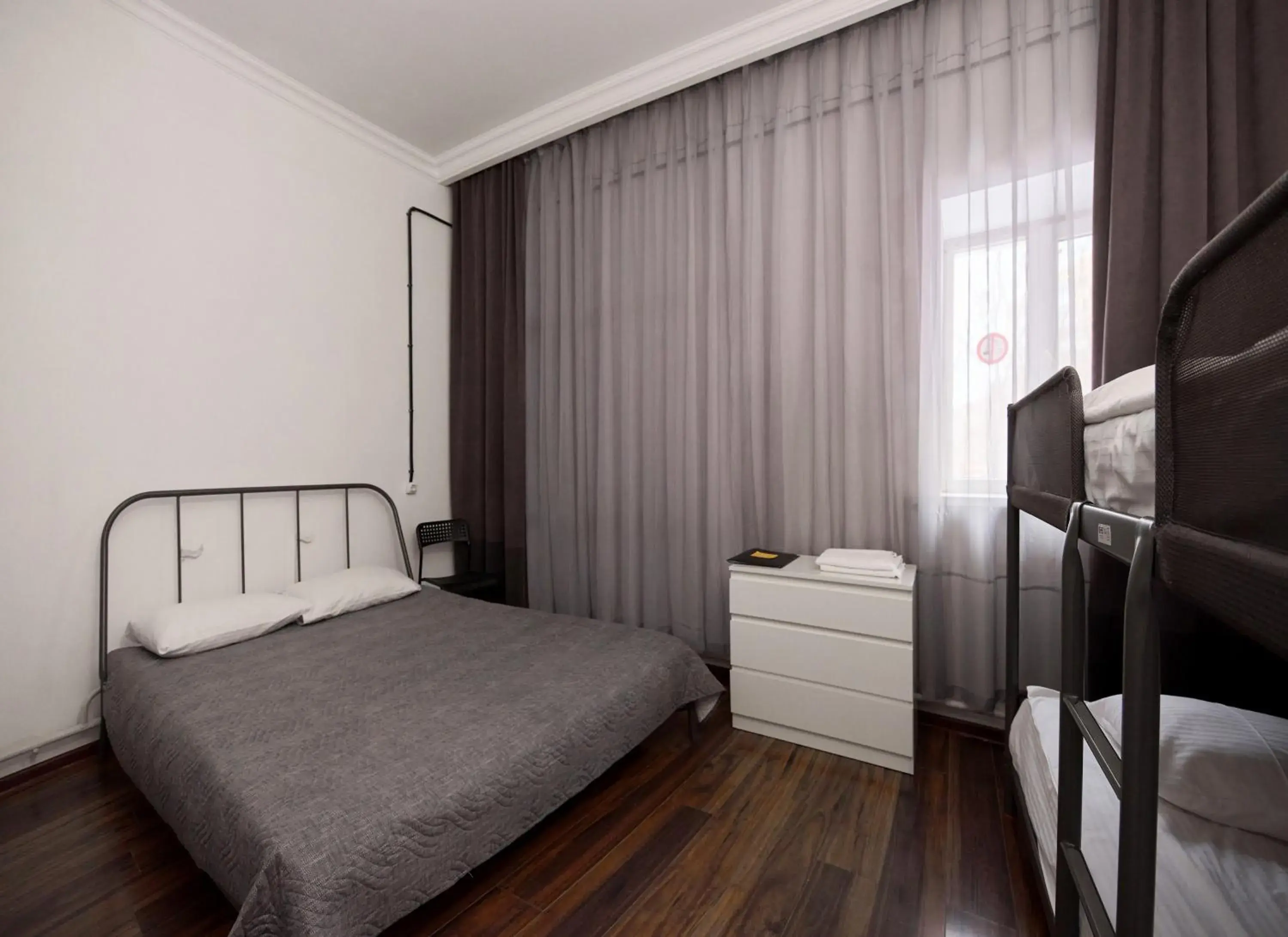 Family Room in HANNAH INN - ex HELLO INN Family Room in HANNAH INN - ex HELLO INN