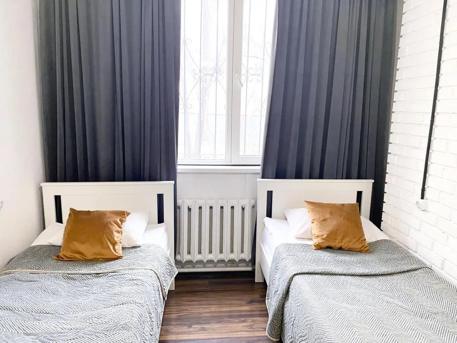 Budget Twin Room in HANNAH INN - ex HELLO INN Budget Twin Room in HANNAH INN - ex HELLO INN