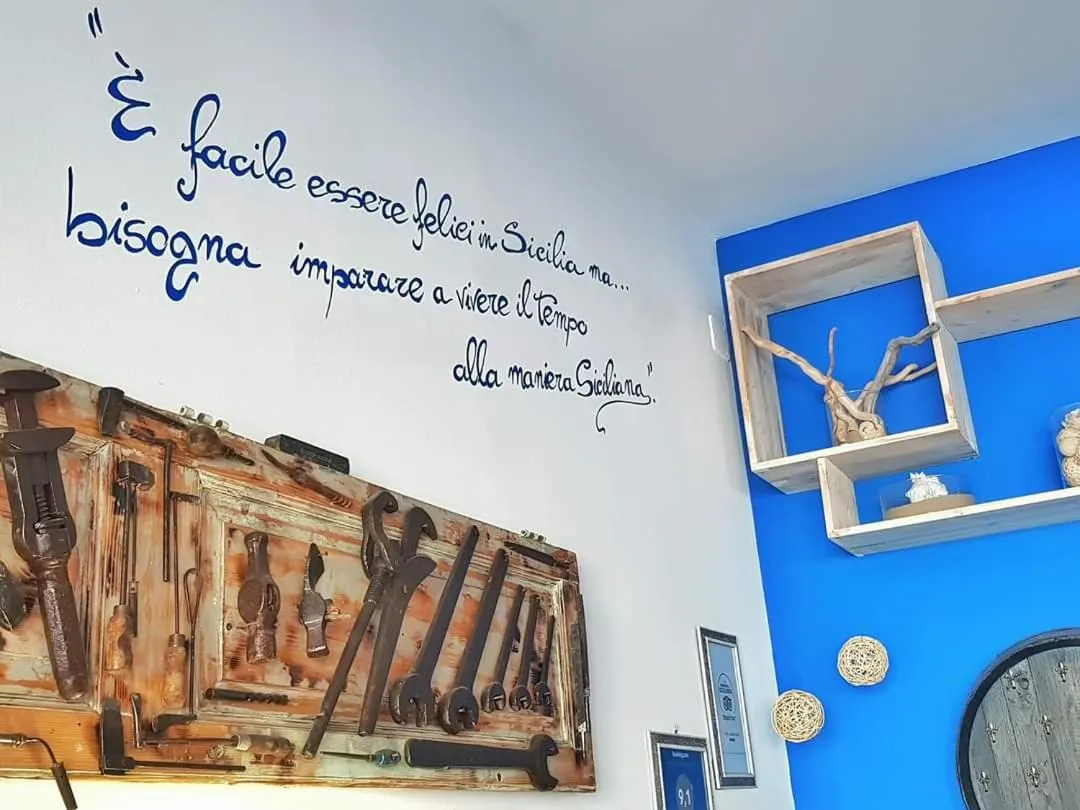 Decorative detail in Hotel Donna Rosa