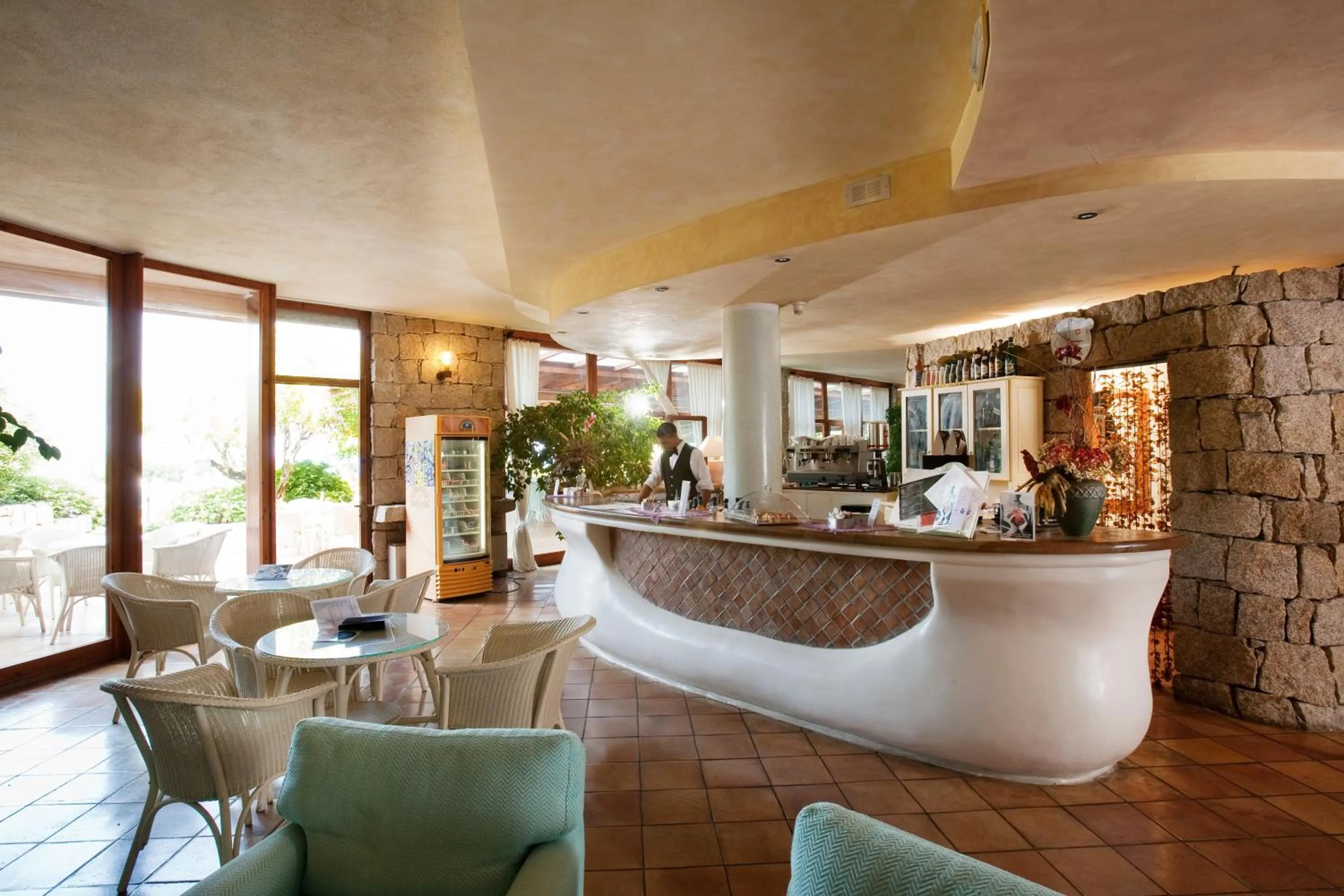 Staff in Swadeshi Sporting Hotel Tanca Manna