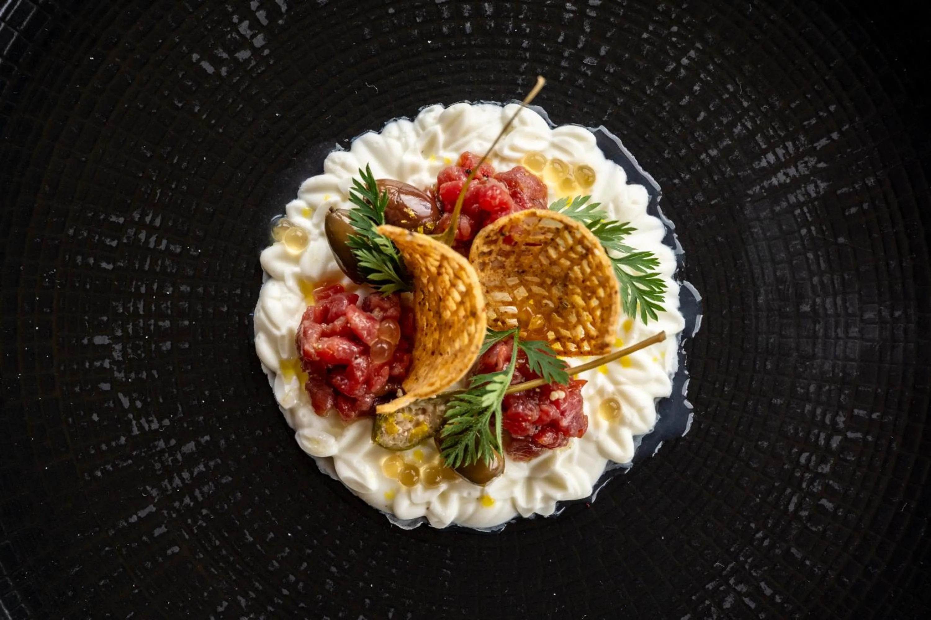 Restaurant/places to eat in Hotel Dahu