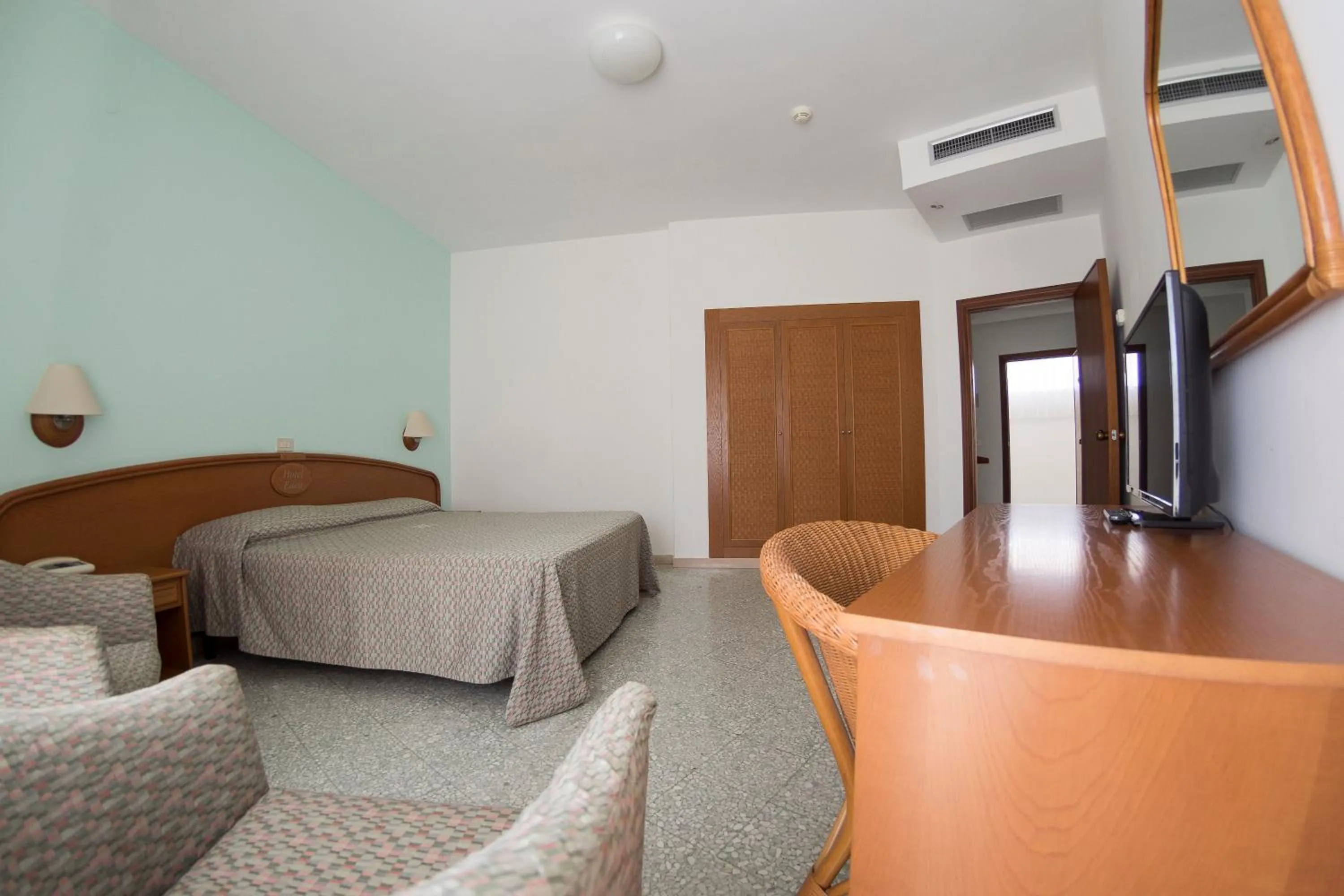 Bedroom, Bed in Hotel Eden