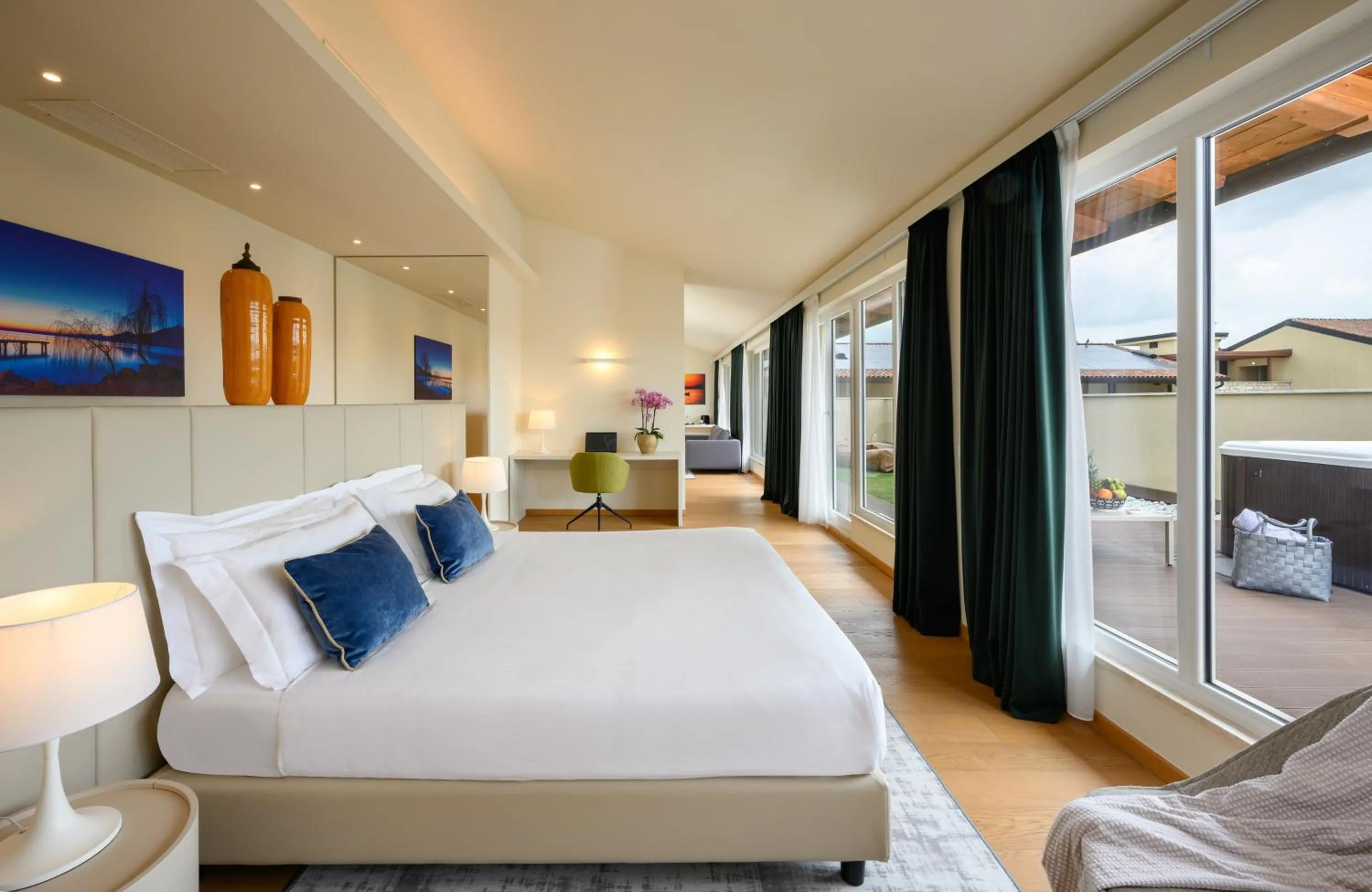 Bed in Leonardo Hotel Lago di Garda - Wellness and Spa