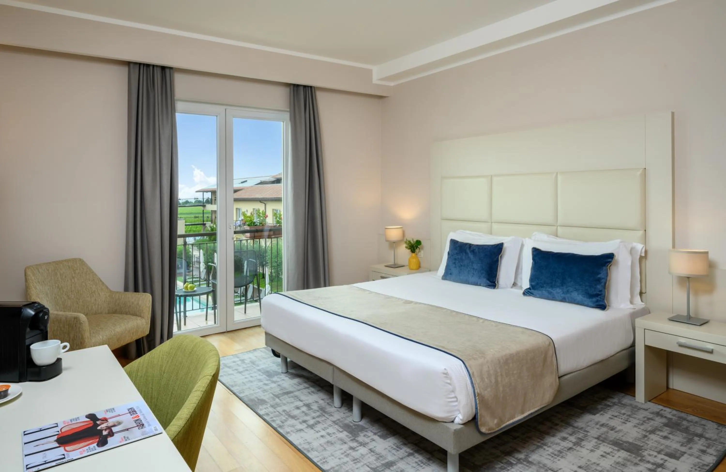 Bed in Leonardo Hotel Lago di Garda - Wellness and Spa