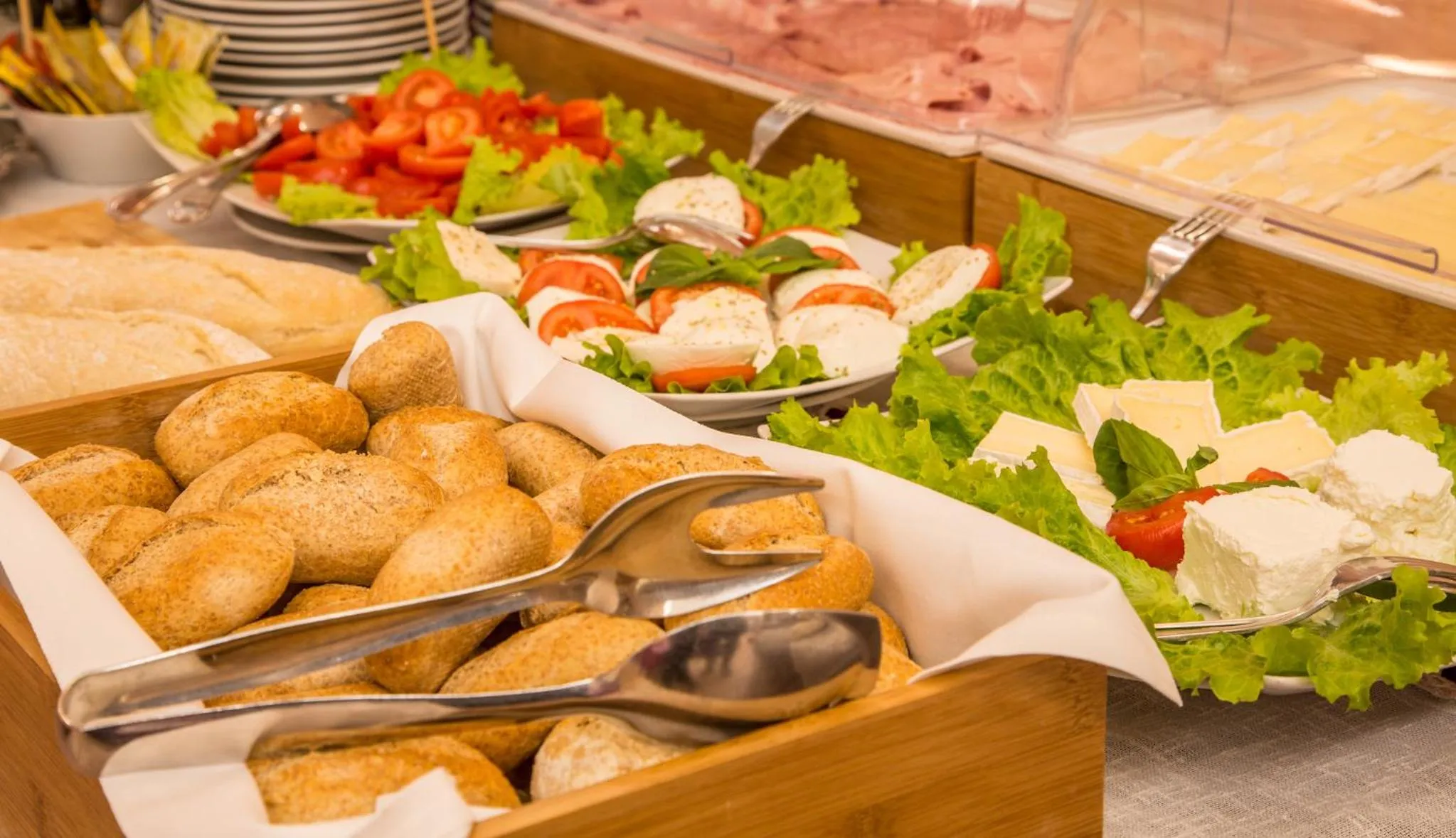 Buffet breakfast in Residence San Giusto