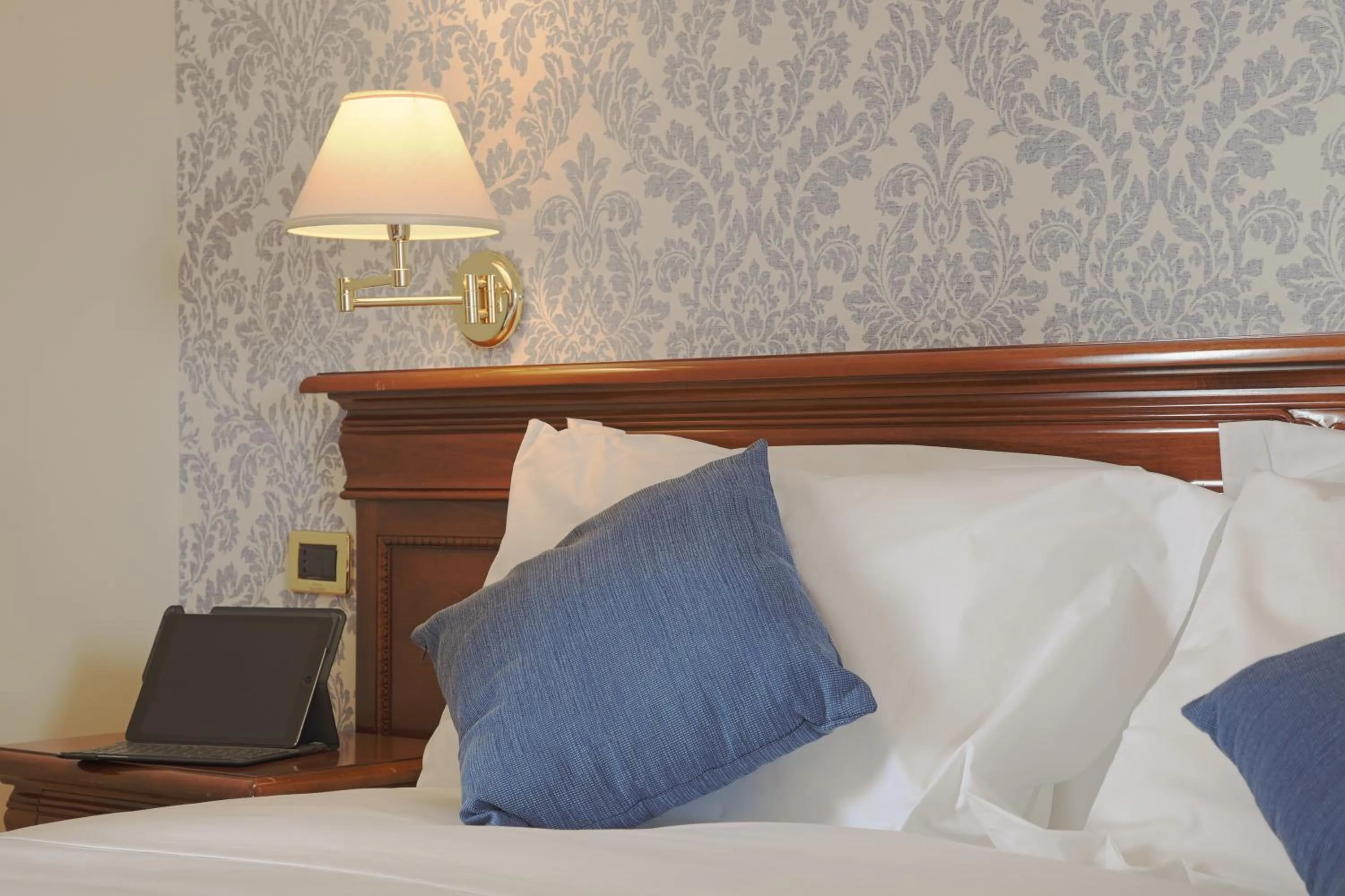 Bed in Relais Villa Giuliana