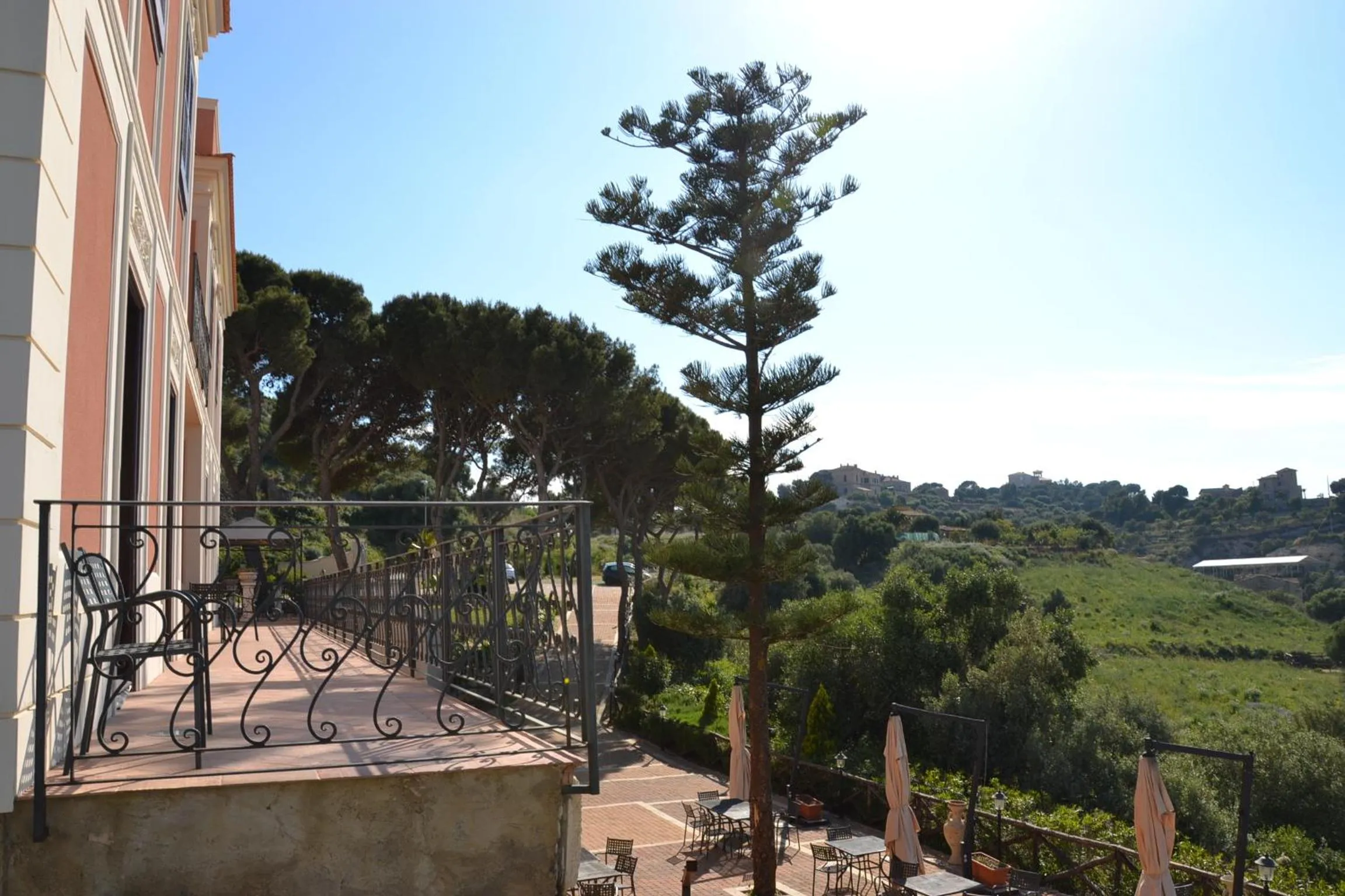 Facade/entrance in Relais Villa Giuliana