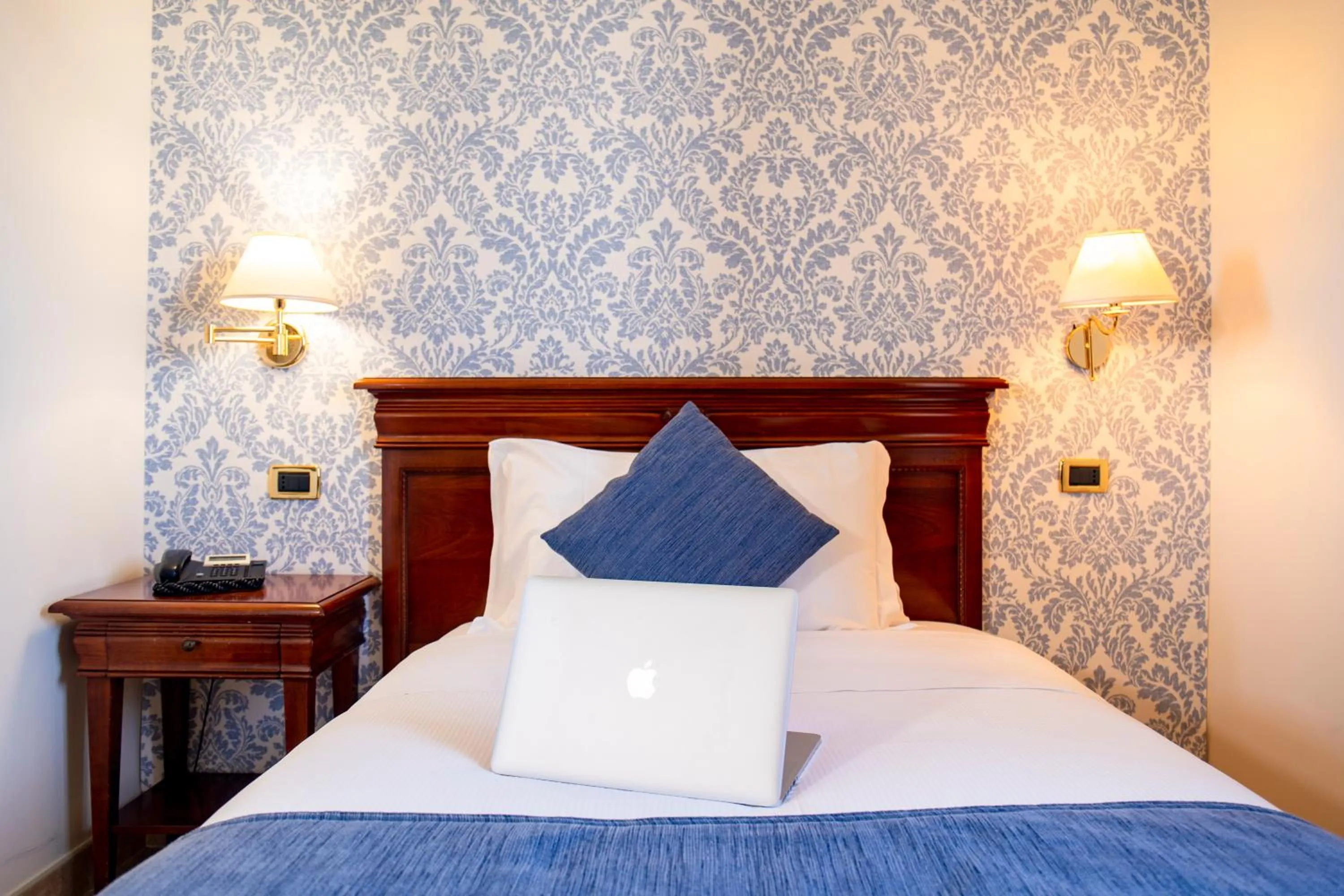 Bed in Relais Villa Giuliana