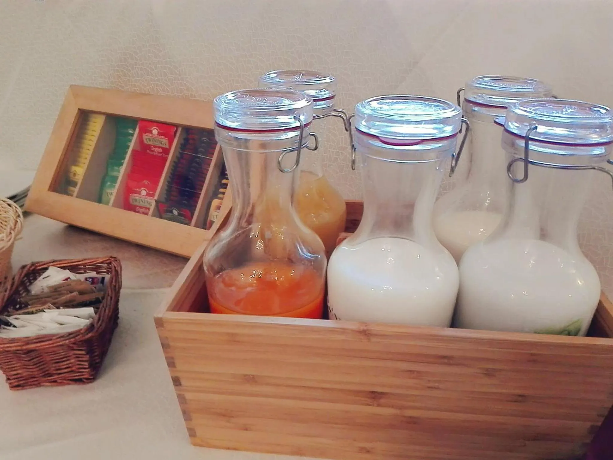 Food and drinks in Relais Villa Giuliana