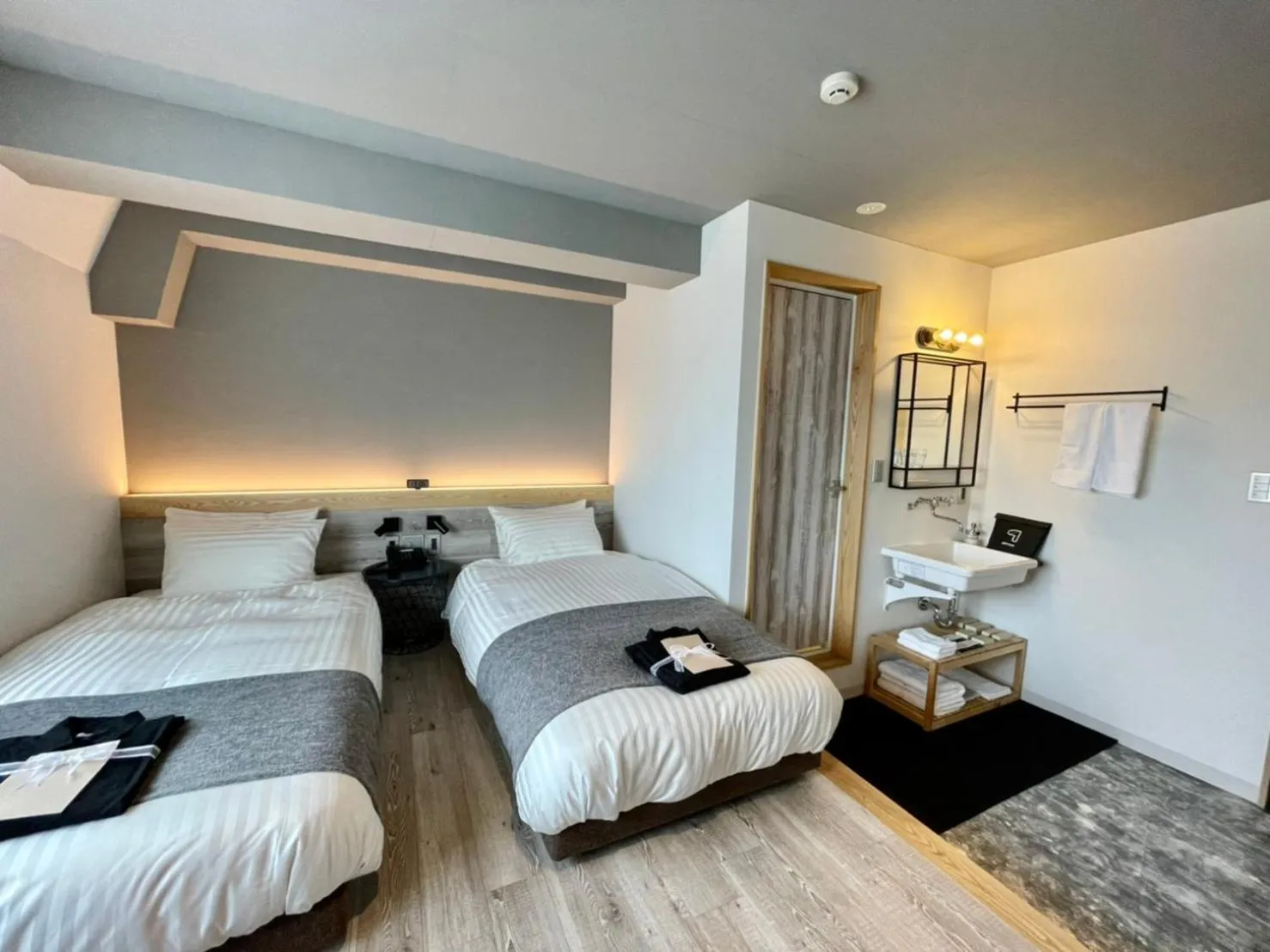 Photo of the whole room, Bed in Fukuyama Royal Hotel