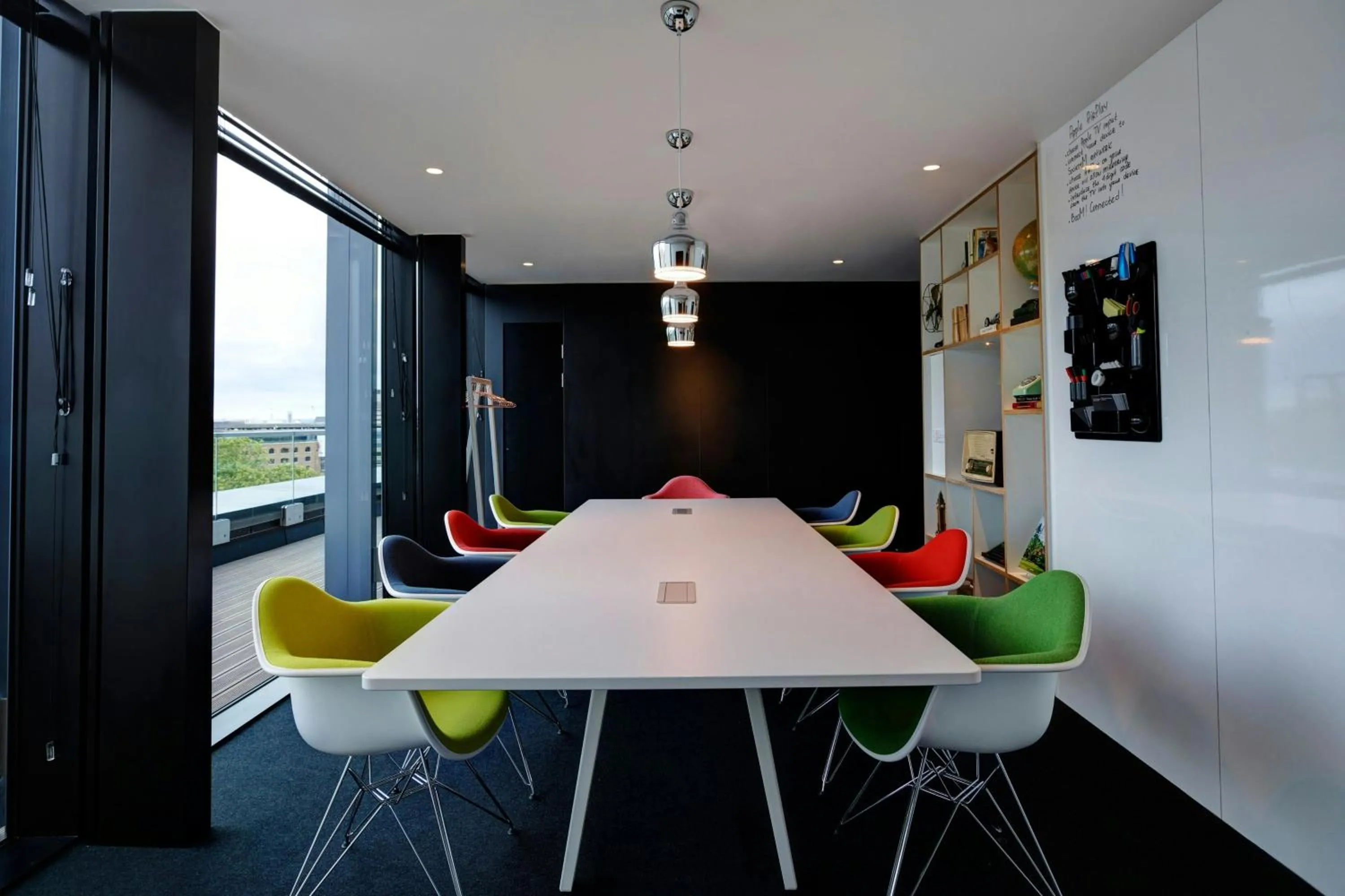 Meeting/conference room in citizenM Tower of London