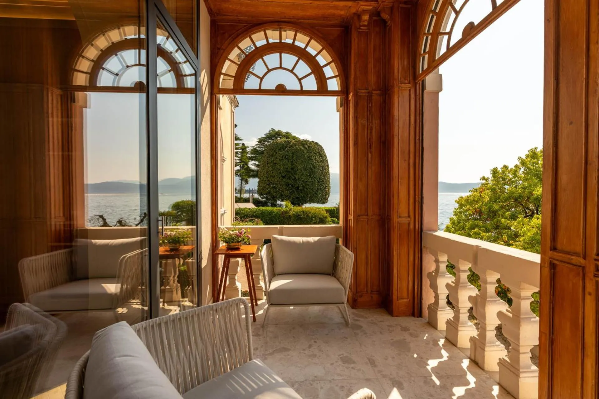 Patio in Hotel Monte Baldo e Villa Acquarone