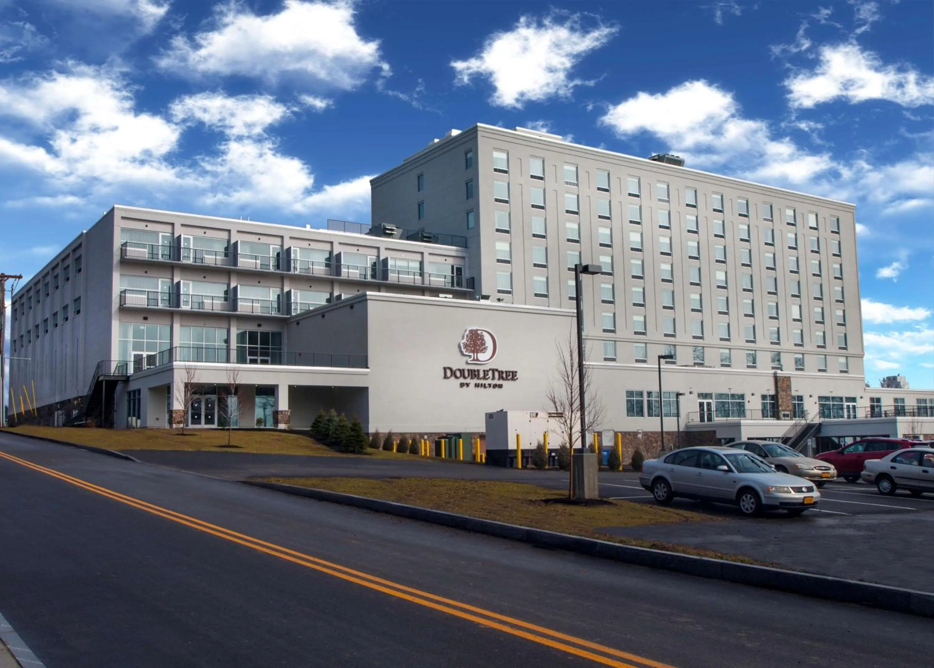 Property building in DoubleTree by Hilton Hotel Niagara Falls New York