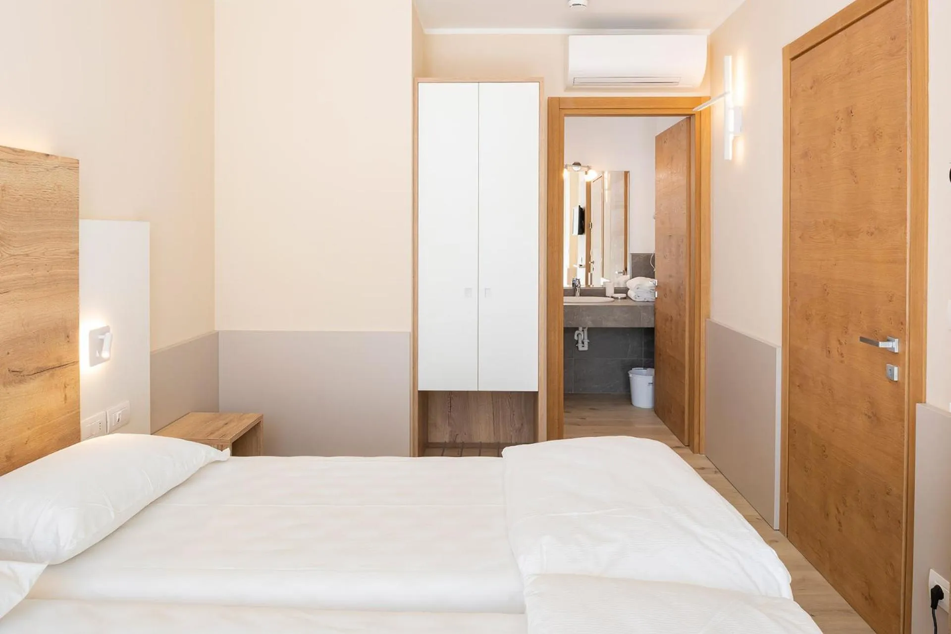 Bedroom, Bed in Residence Parco Del Garda