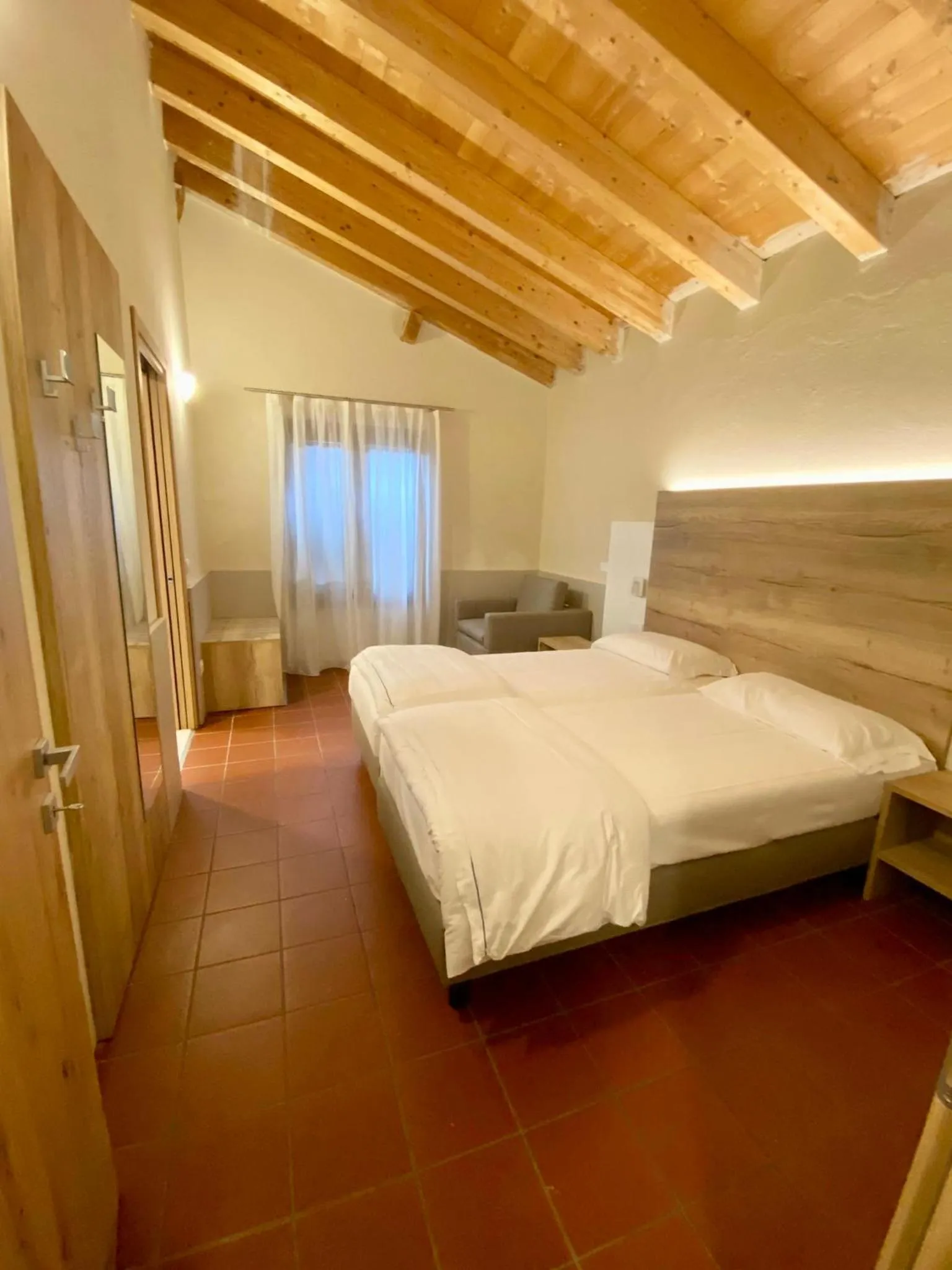 Bed in Residence Parco Del Garda