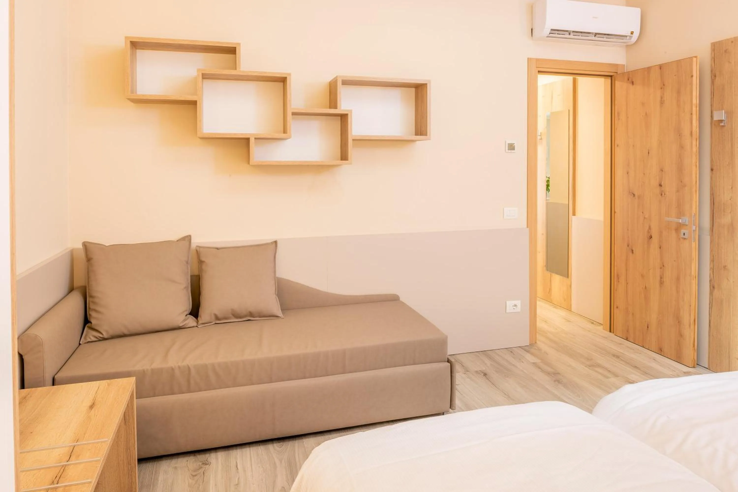 Bed in Residence Parco Del Garda