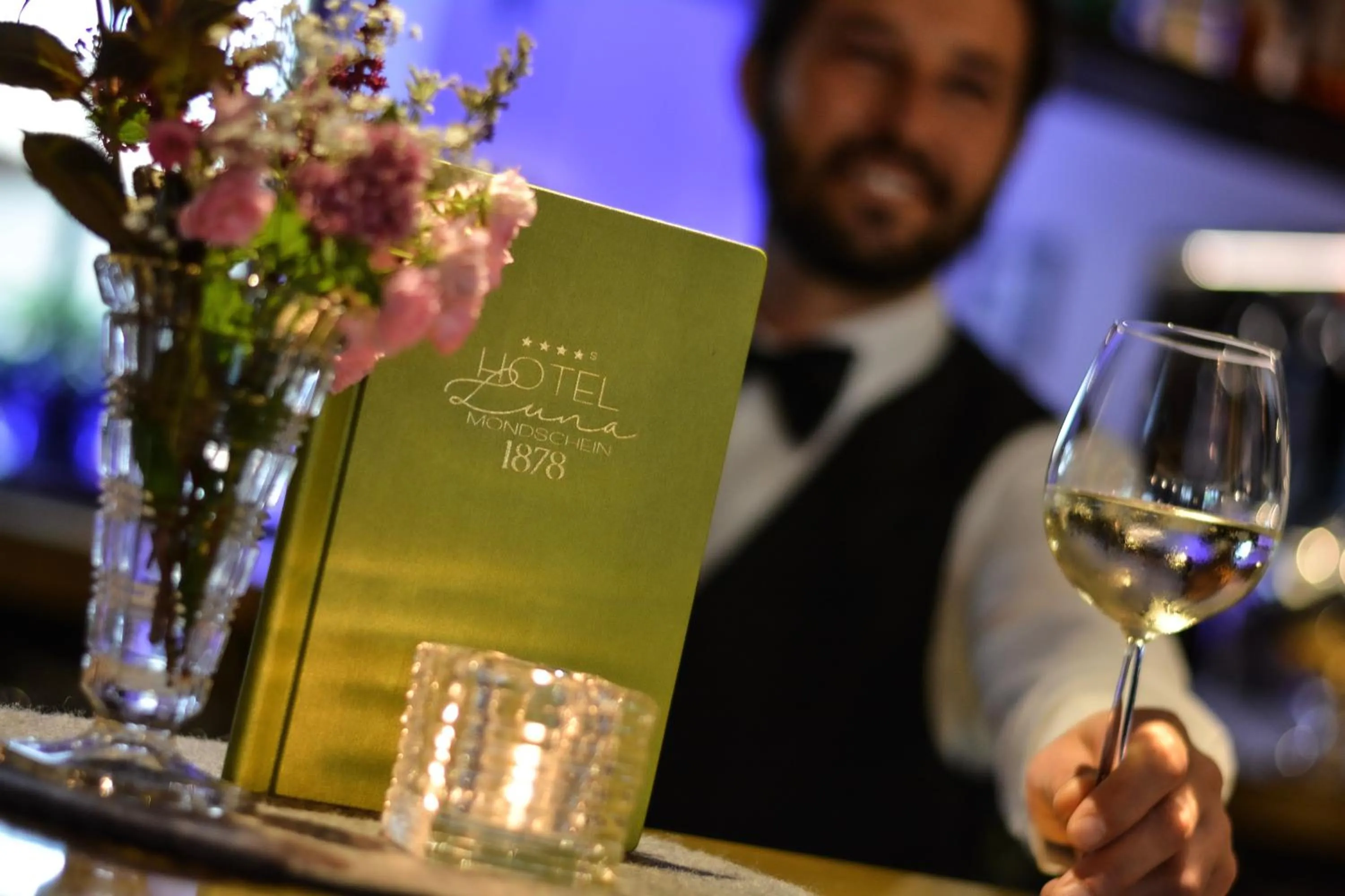 Lounge or bar in Hotel Luna Mondschein