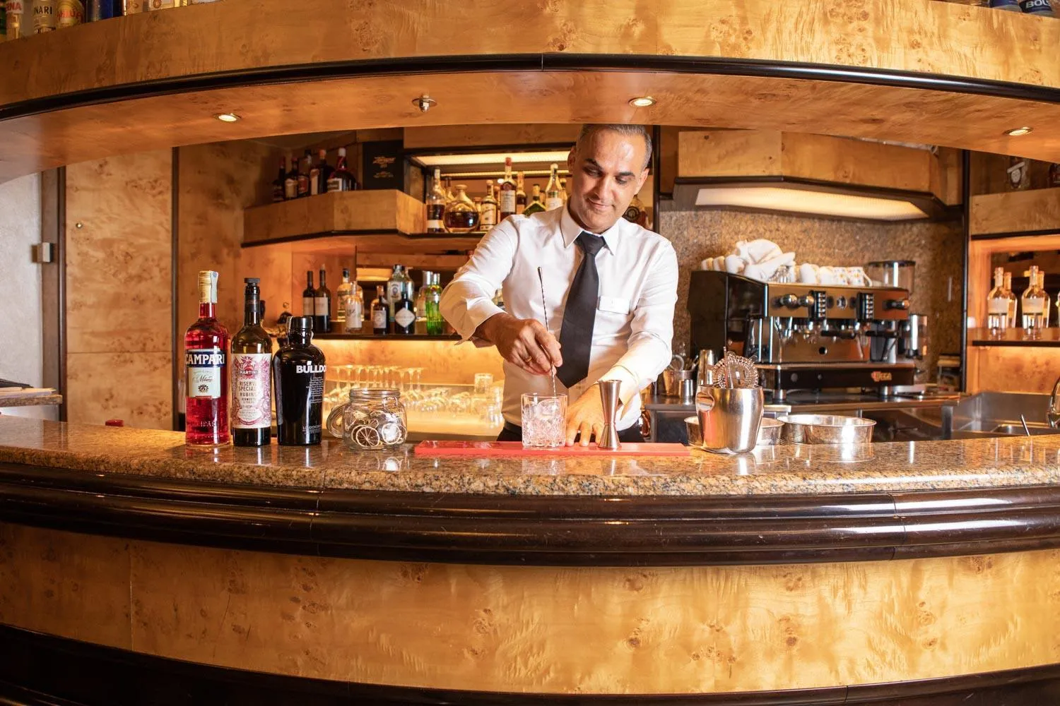 Lounge or bar in Luna Wellness Hotel