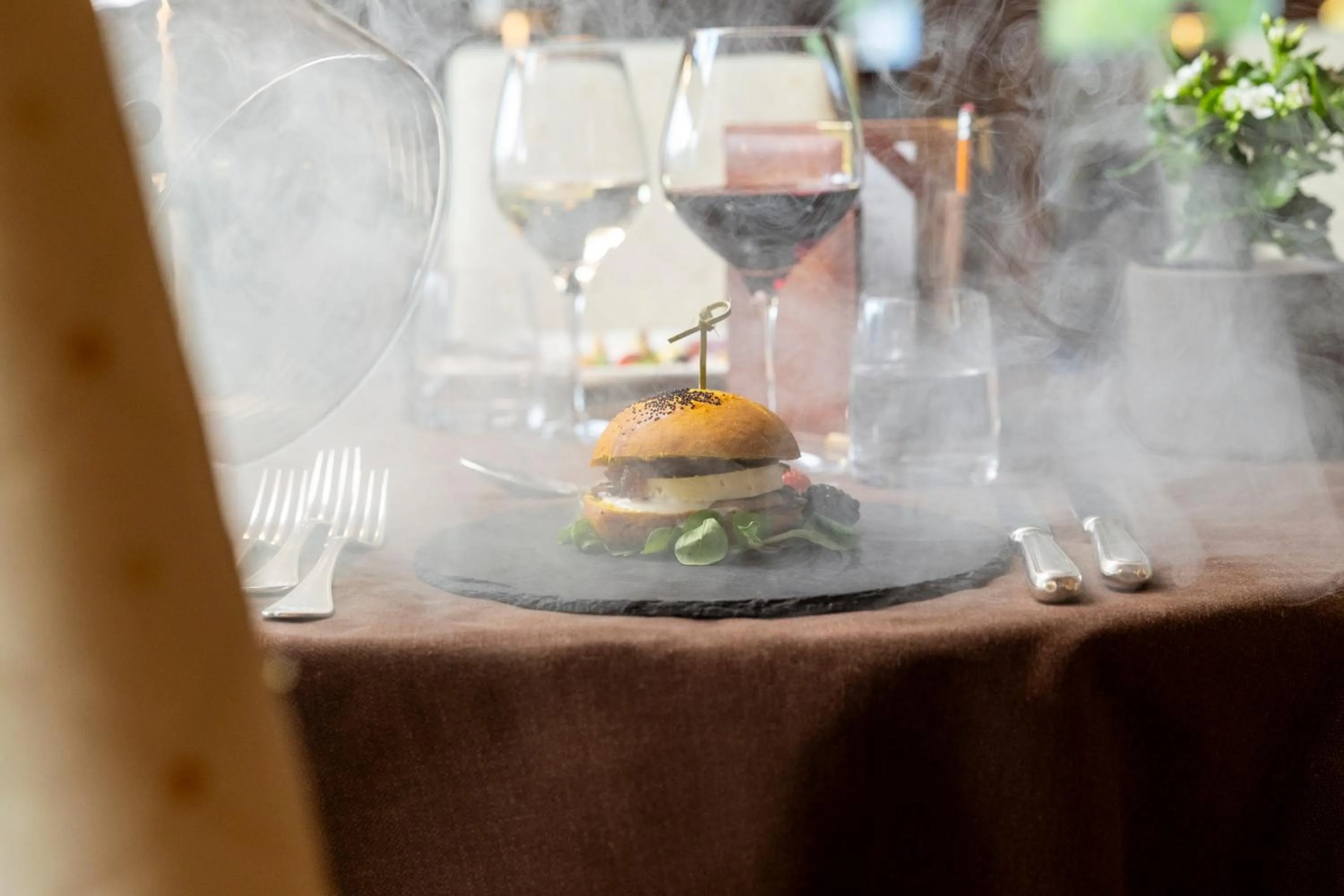 Restaurant/places to eat in Luna Wellness Hotel