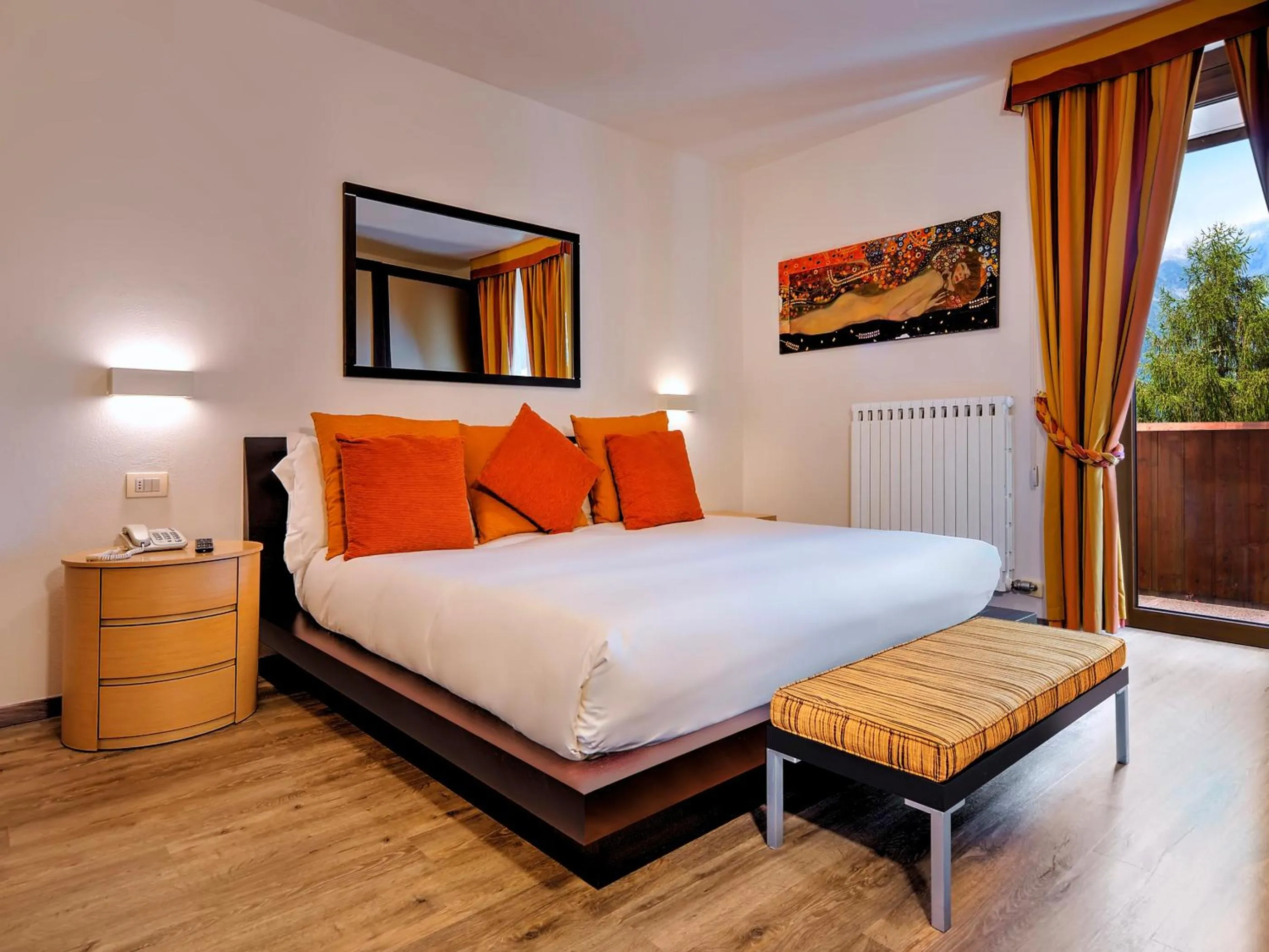 Bedroom, Bed in Luna Wellness Hotel