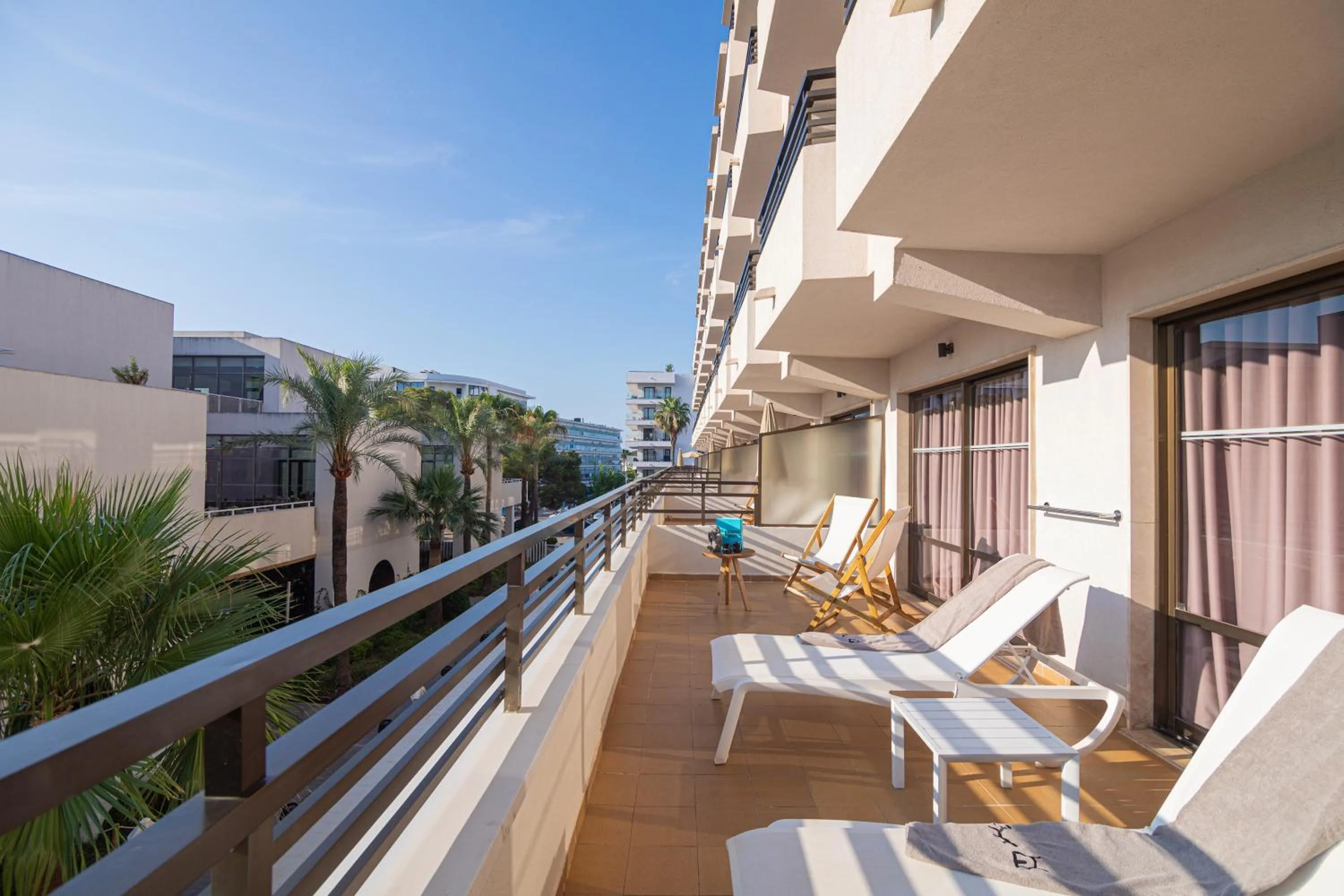 Property building in INNSiDE by Meliá Alcudia