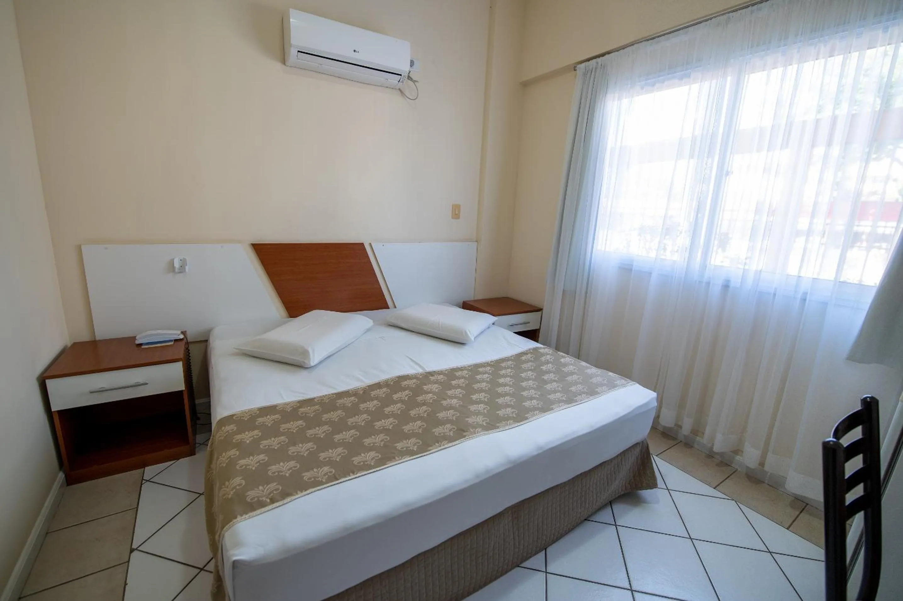 Bed in Fragata Hotel