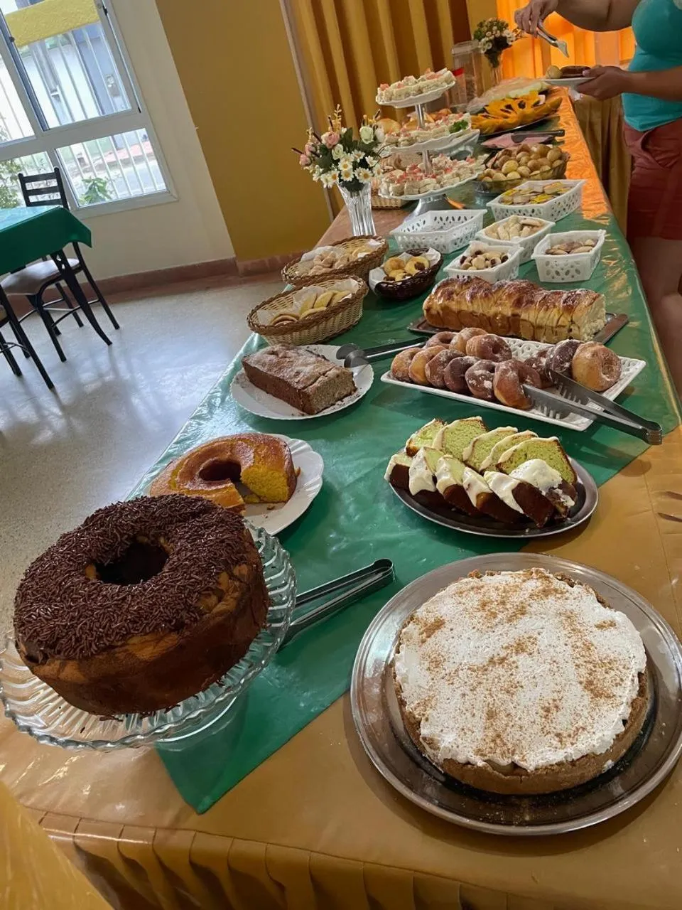 Buffet breakfast in Fragata Hotel