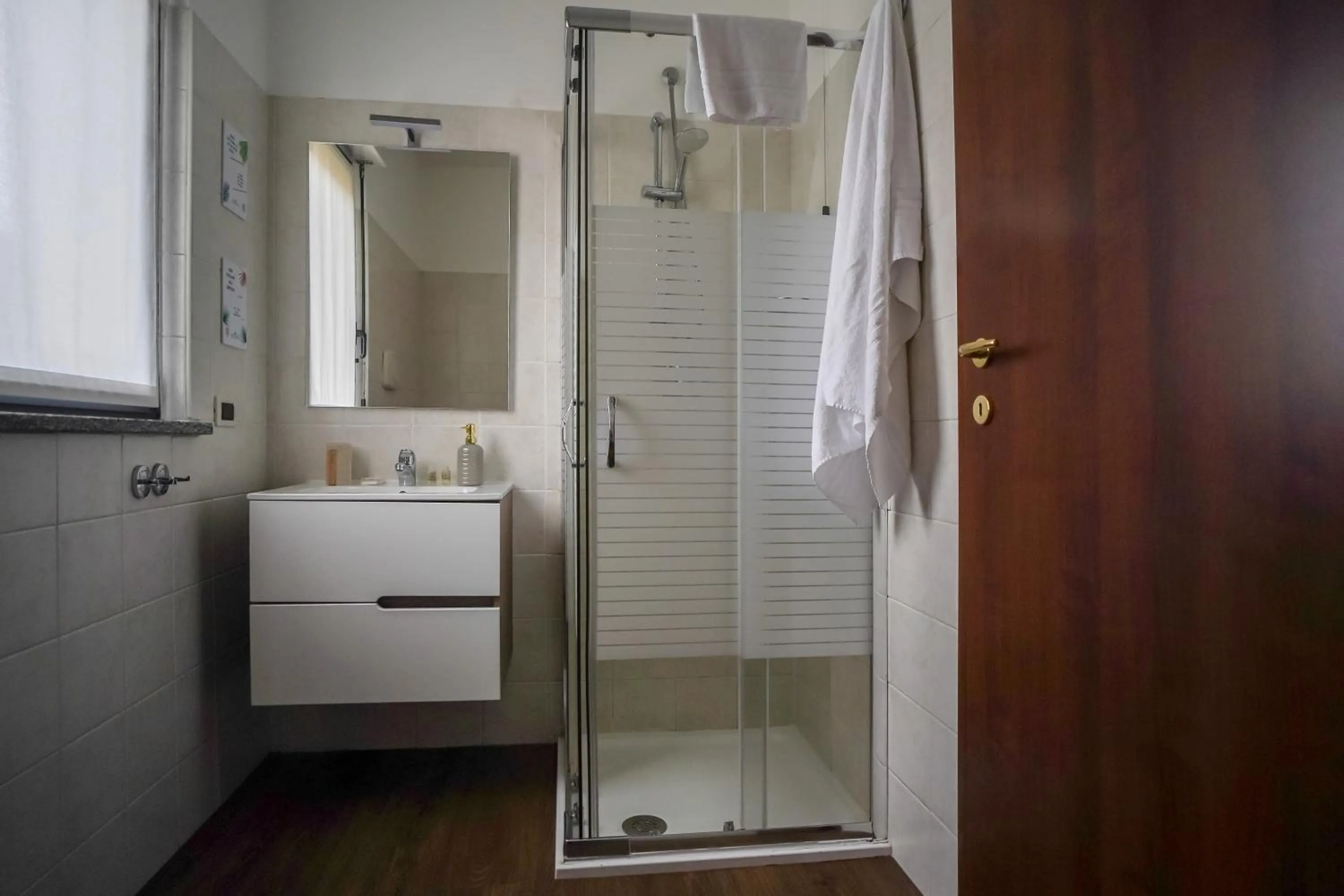 Shower in Bnbook Expo Residence Rho