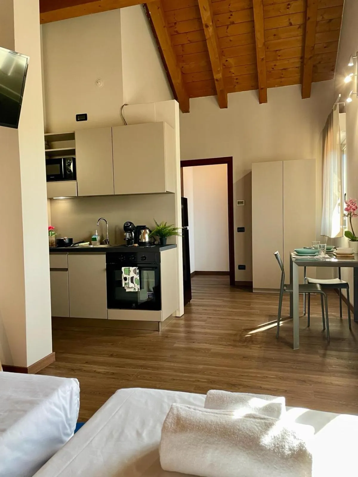 stove in Bnbook Expo Residence Rho