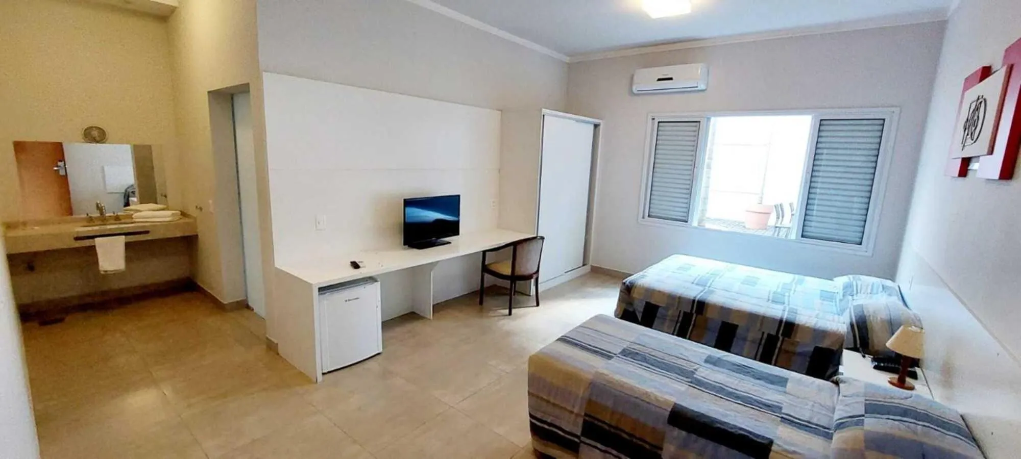 Photo of the whole room, Bed in Habitat Prime Hotel