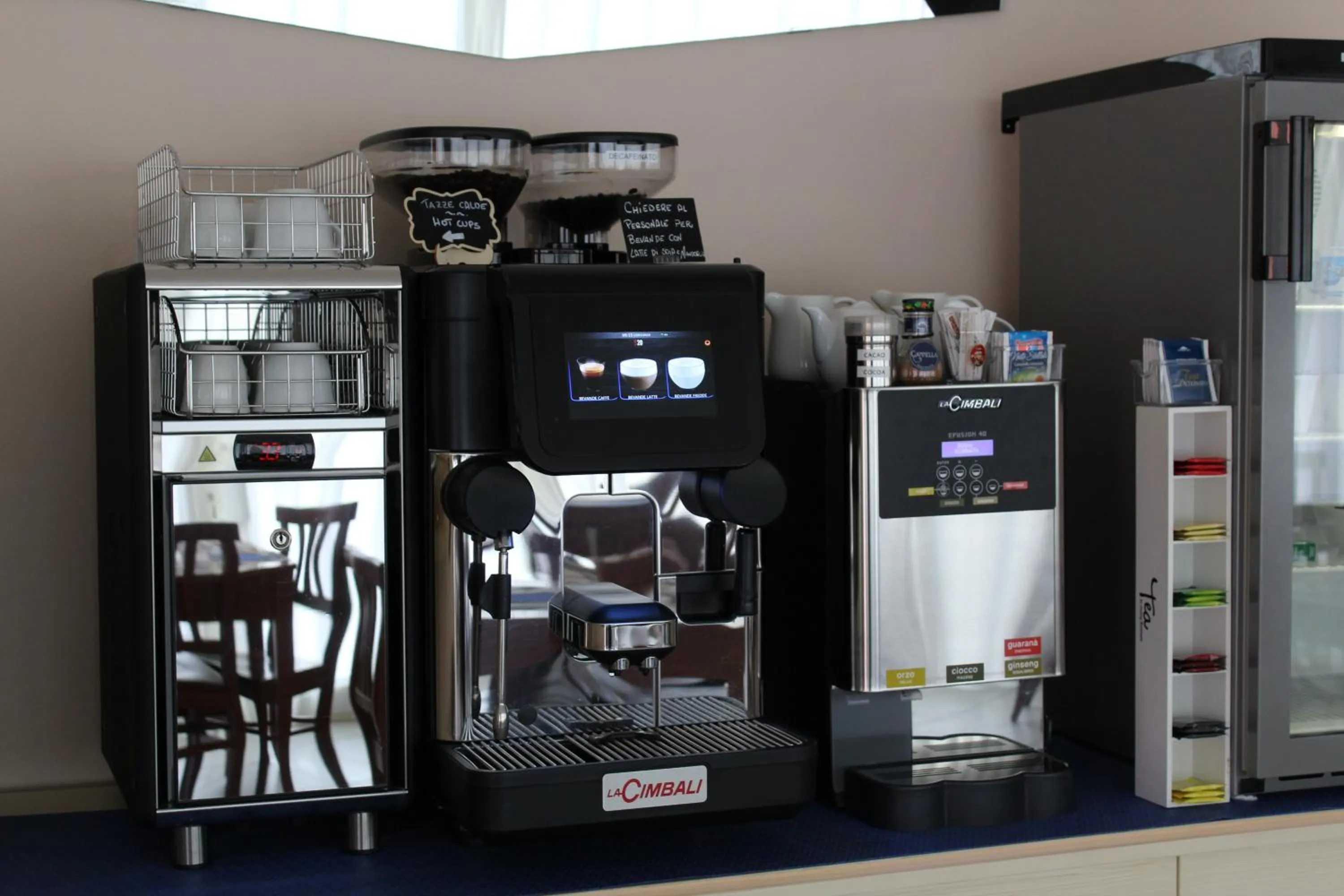 Coffee/tea facilities in Hotel Plazza