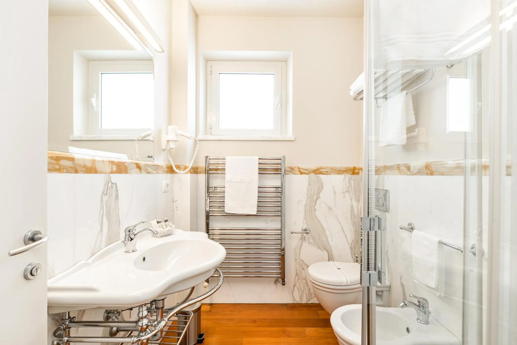 Bathroom in Hotel & Residence Exclusive