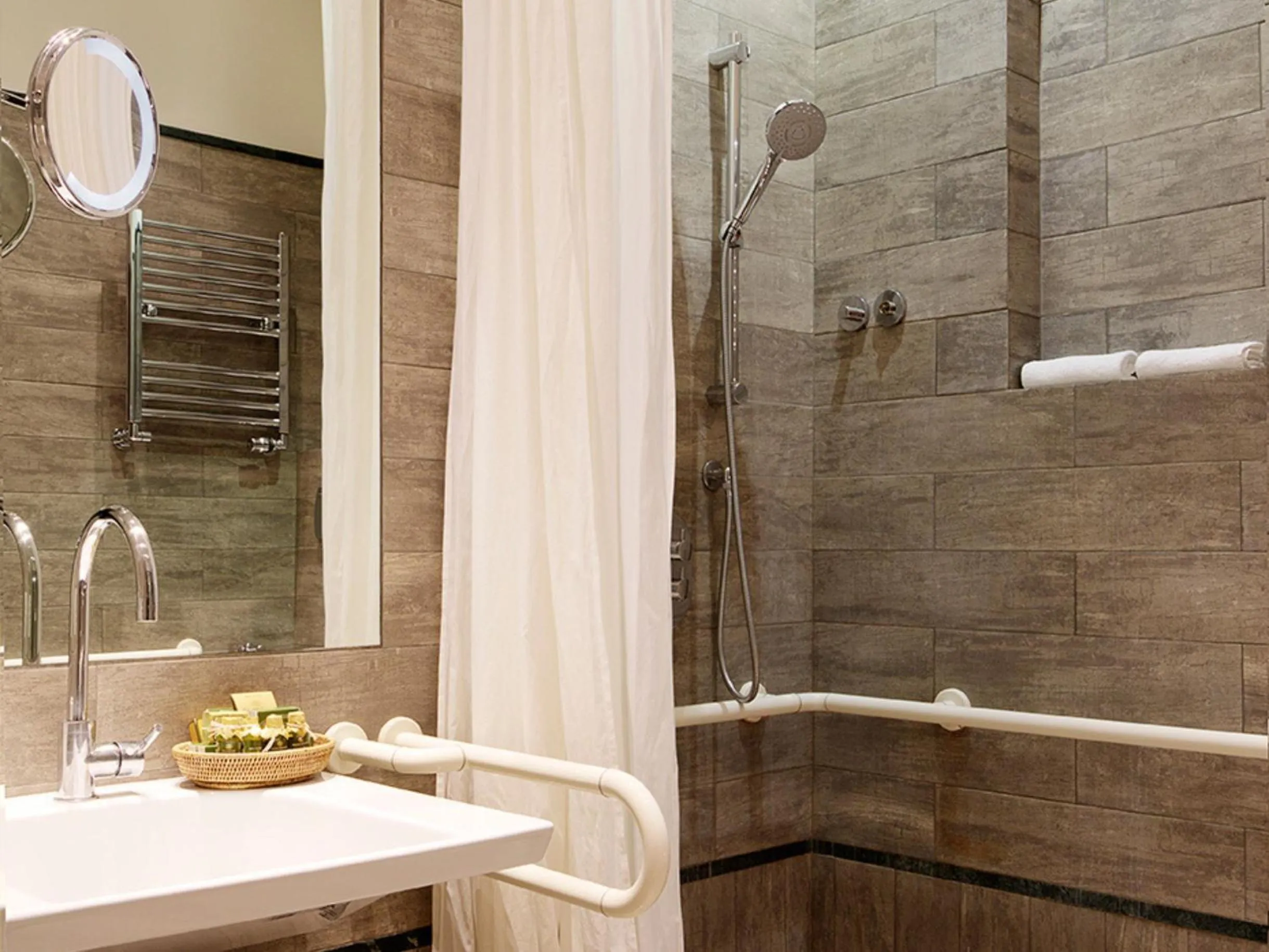 Bathroom in Numa Milan Camperio