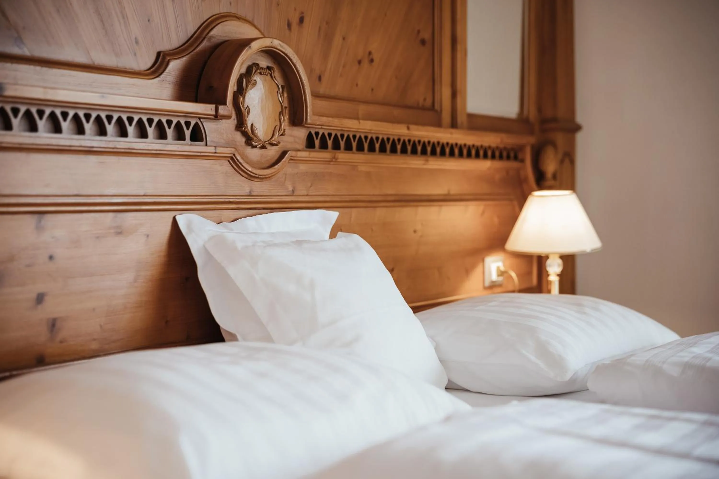 Bed in Kristallhotel Corona-Krone