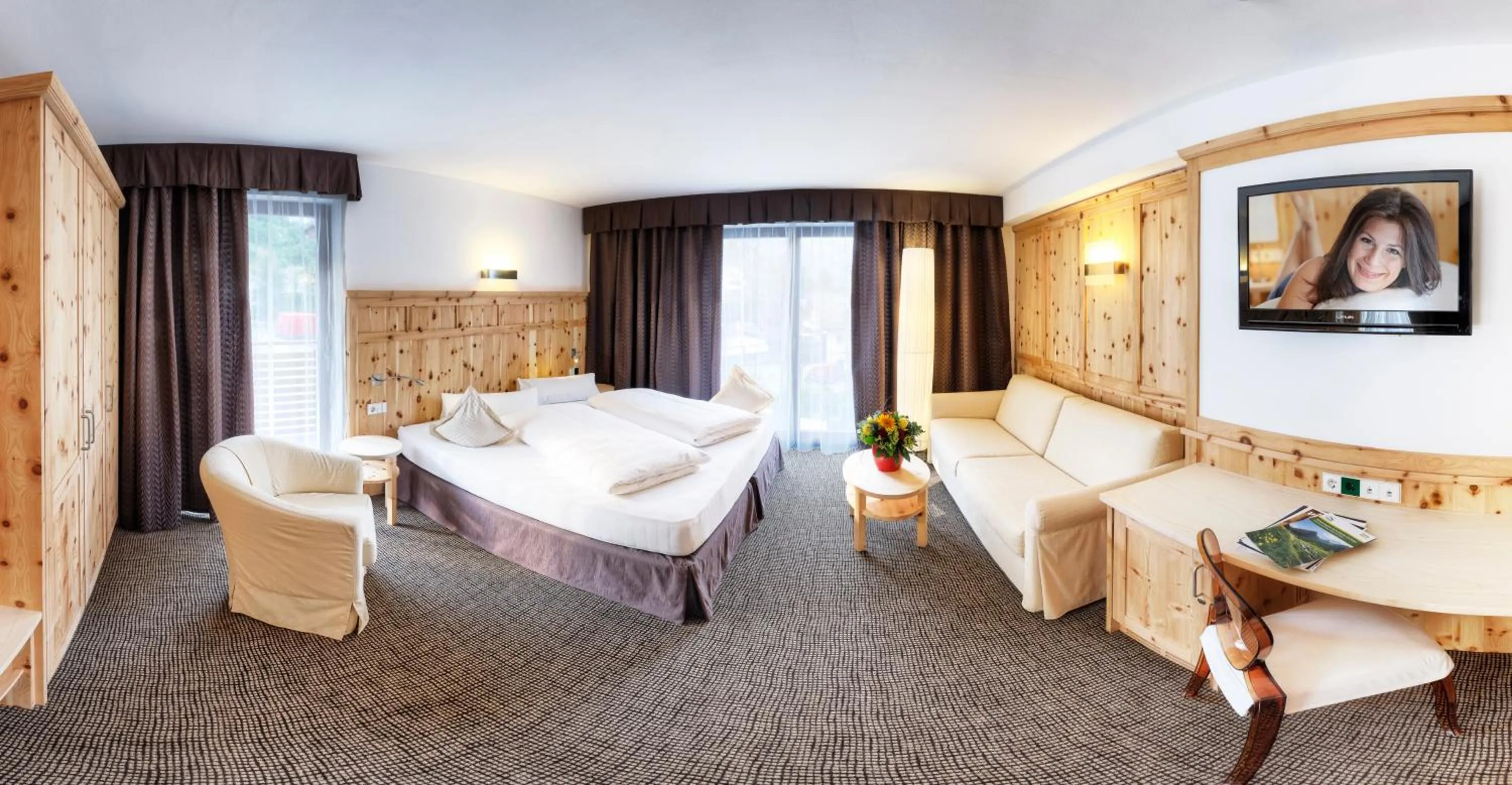 Seating area, Bed in Hotel Leitner