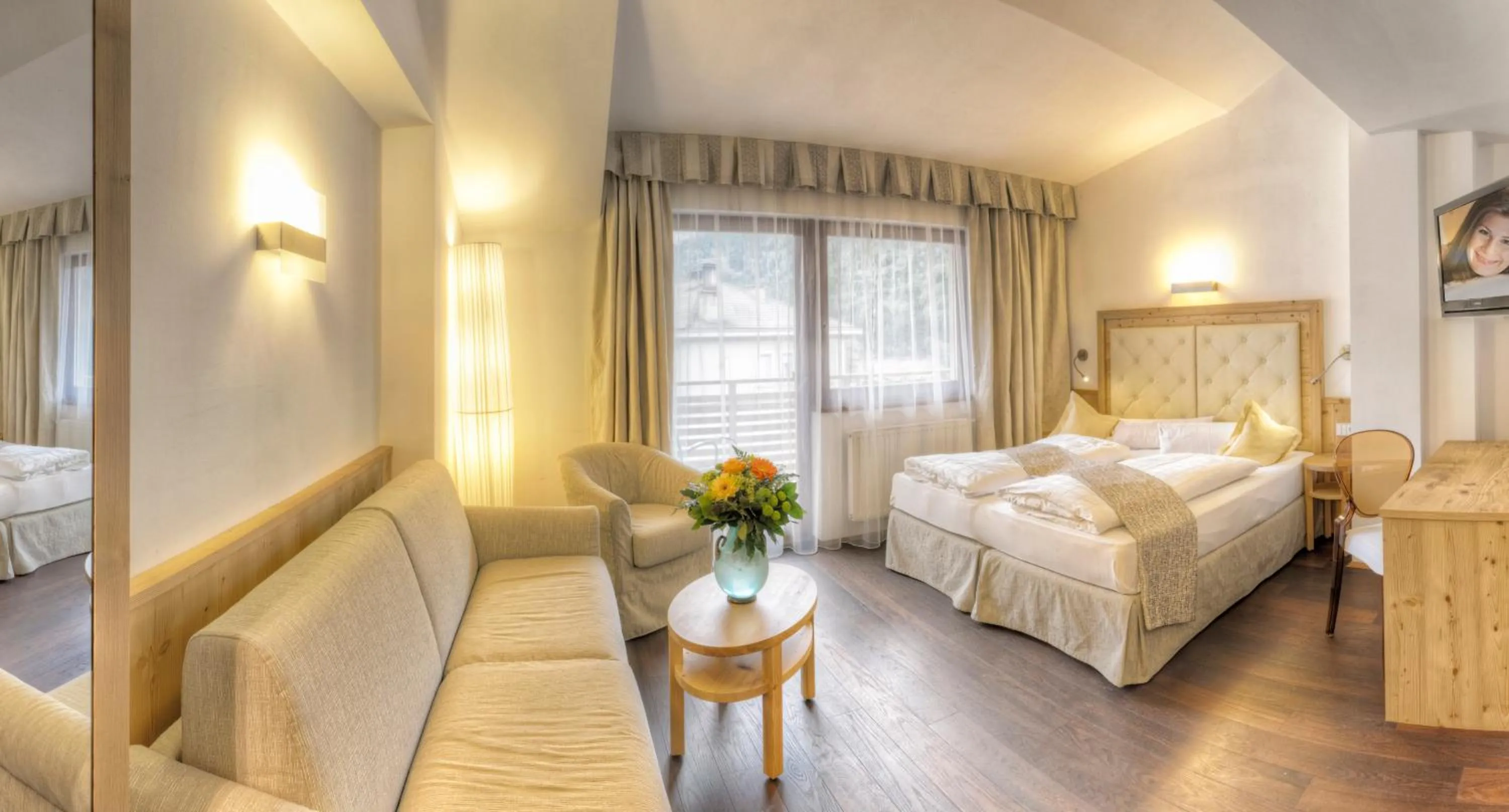 Bedroom, Bed in Hotel Leitner