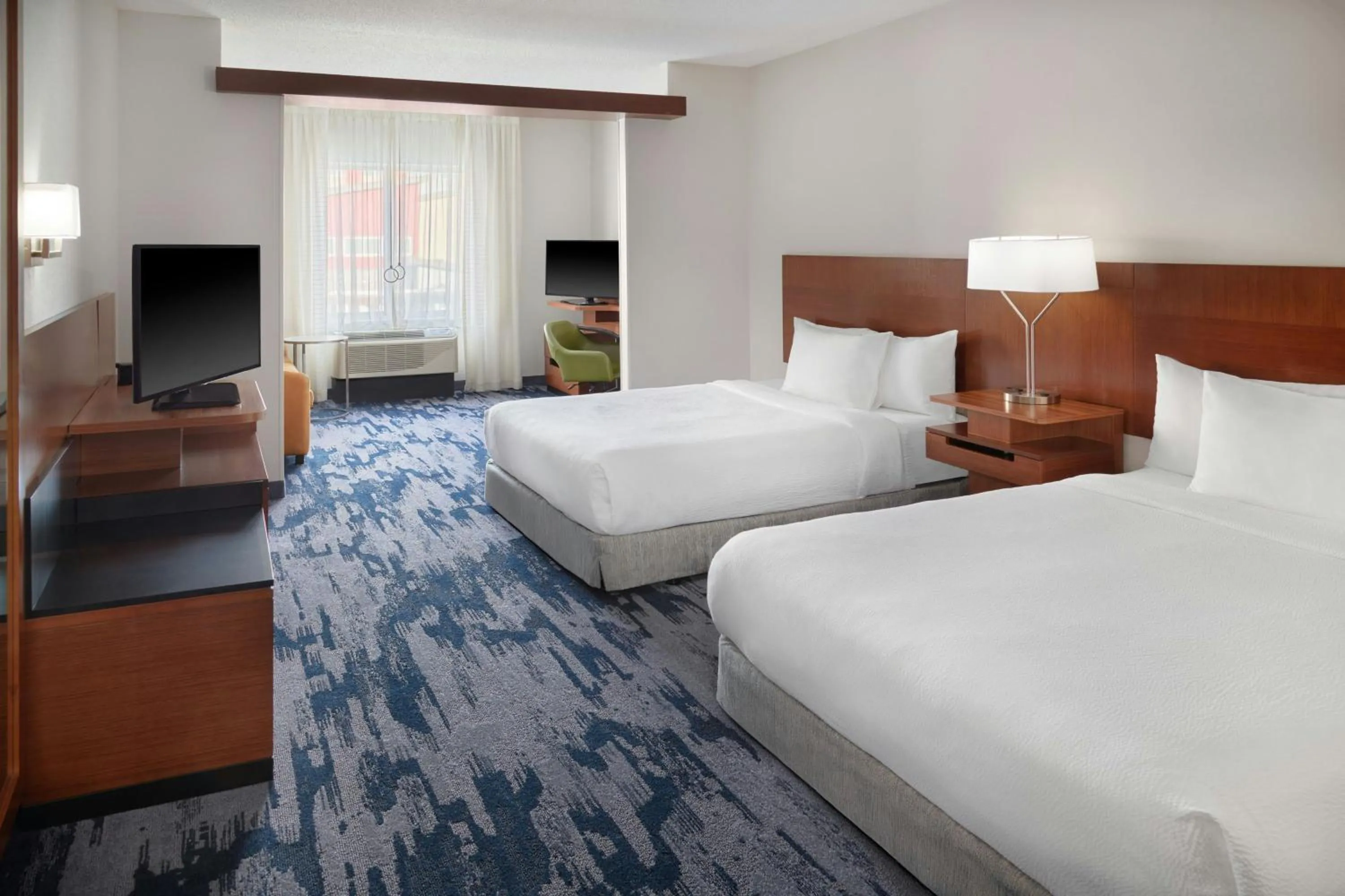Photo of the whole room, Bed in Fairfield Inn & Suites by Marriott Charlotte Airport