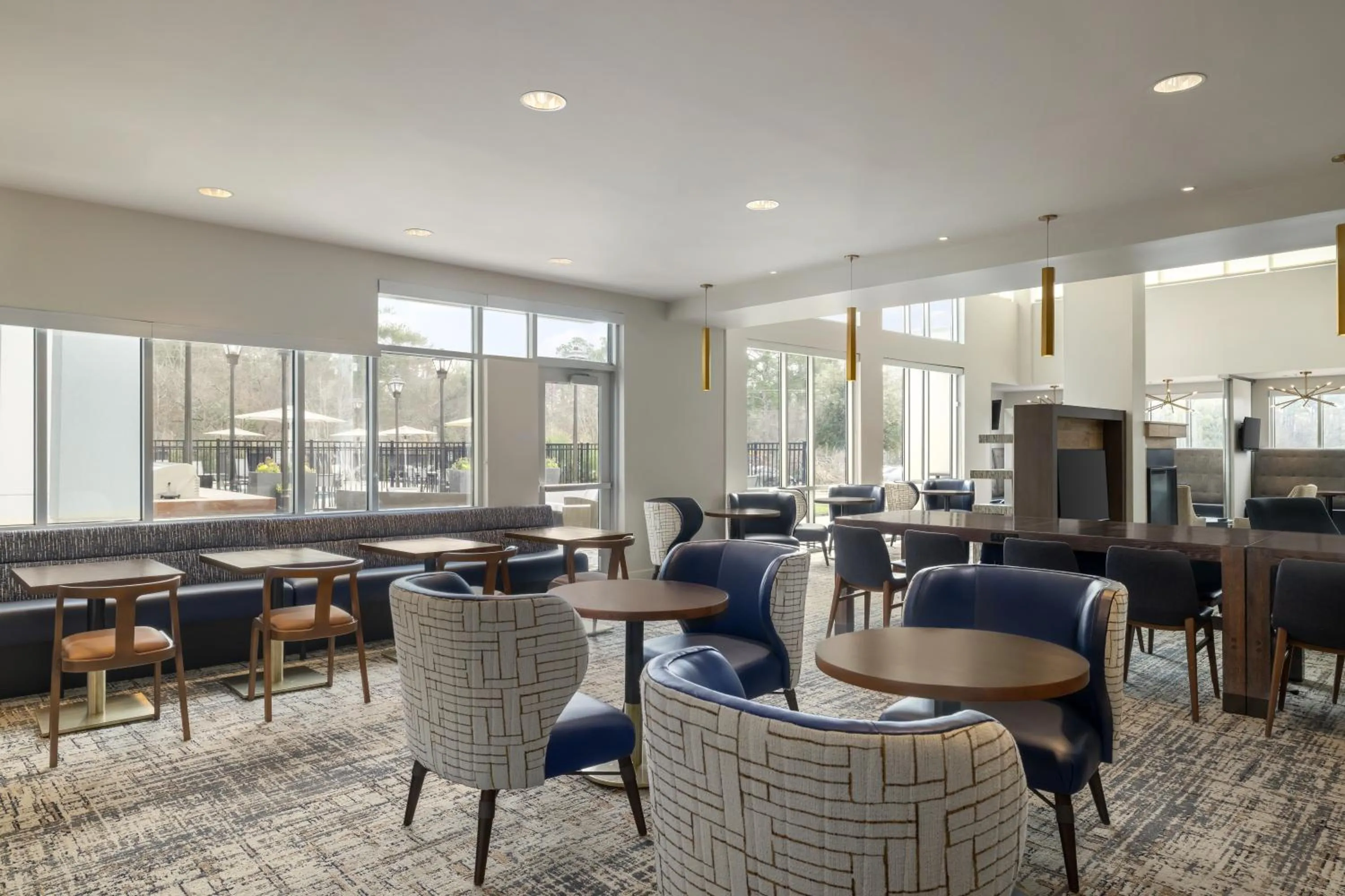 Dining area in Residence Inn by Marriott Jackson The District at Eastover