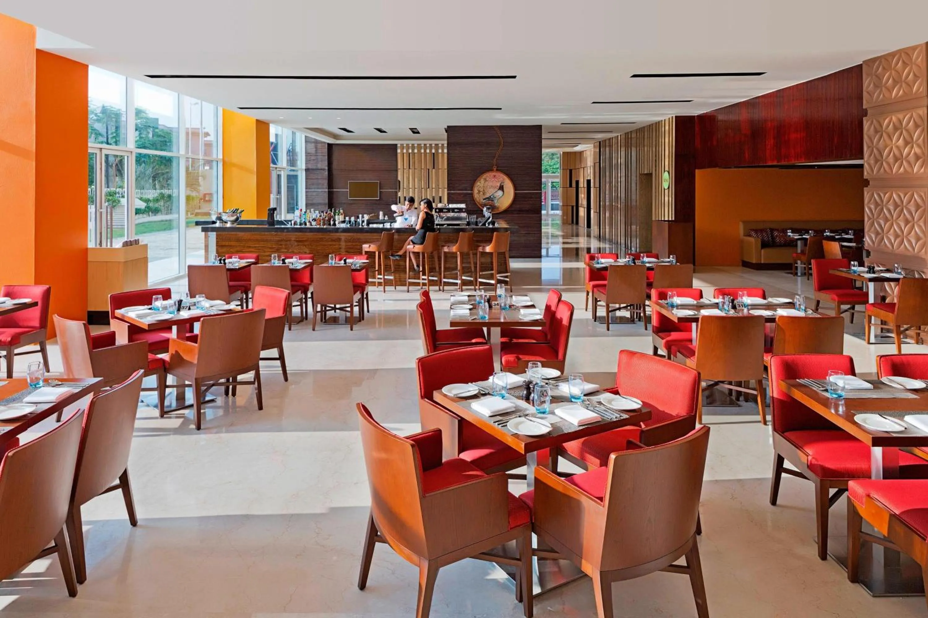 Lounge or bar in Fairfield by Marriott Lucknow
