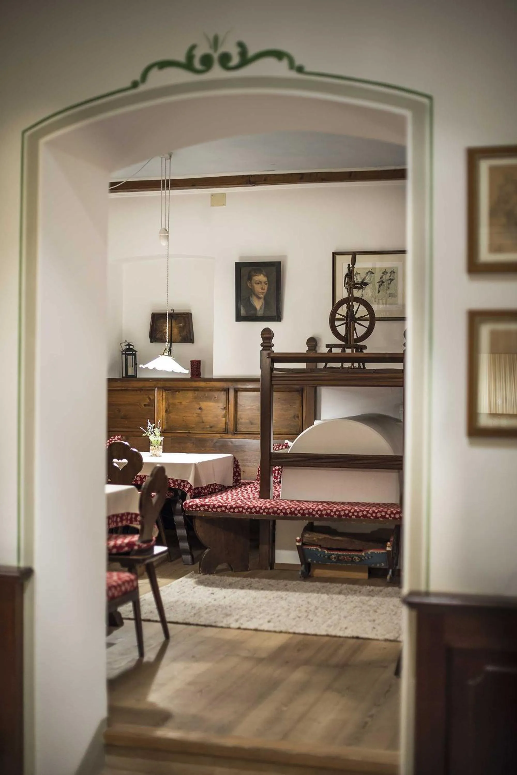 Seating area, Bed in Hotel Cristallo